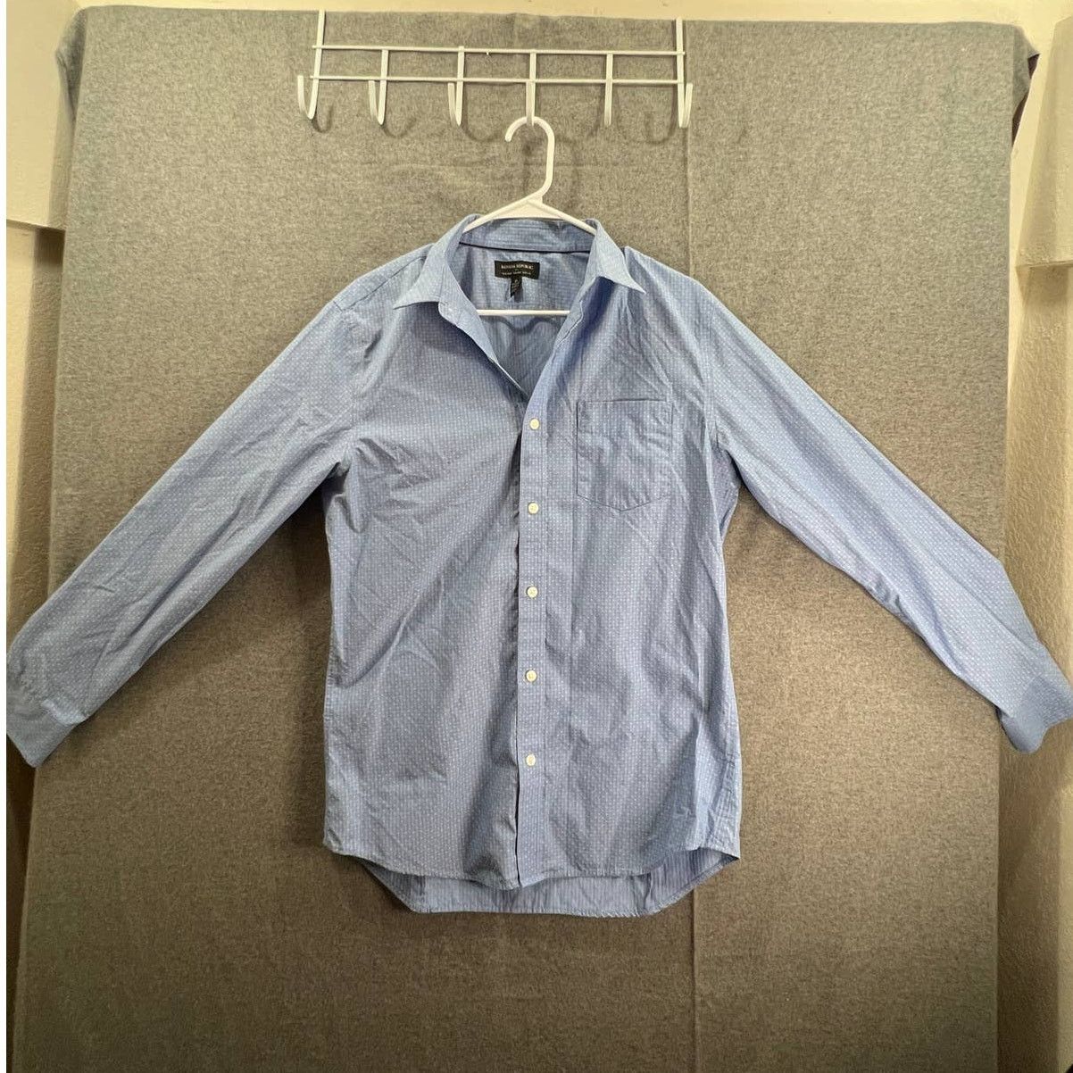 Banana Republic Banana Republic Botton Up Shirt Adult Medium Blue Size US M / EU 48-50 / 2 - 1 Thumbnail