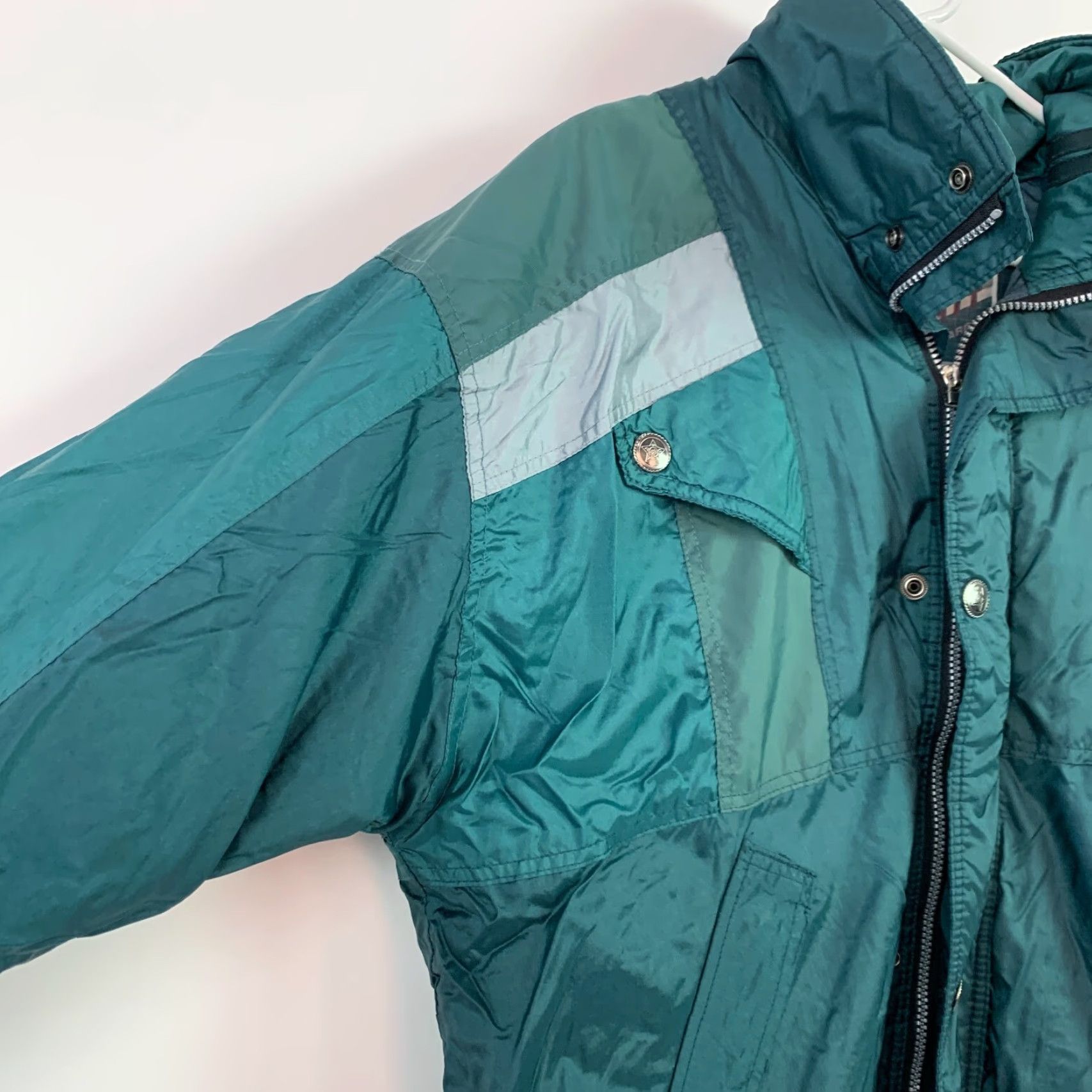 Vintage VINTAGE Extreme Limit Green Ski Winter Jacket Coat L Adult Large Nylon Puffer 80s 90s Mens Womens Boys Girls Size US L / EU 52-54 / 3 - 2 Thumbnail