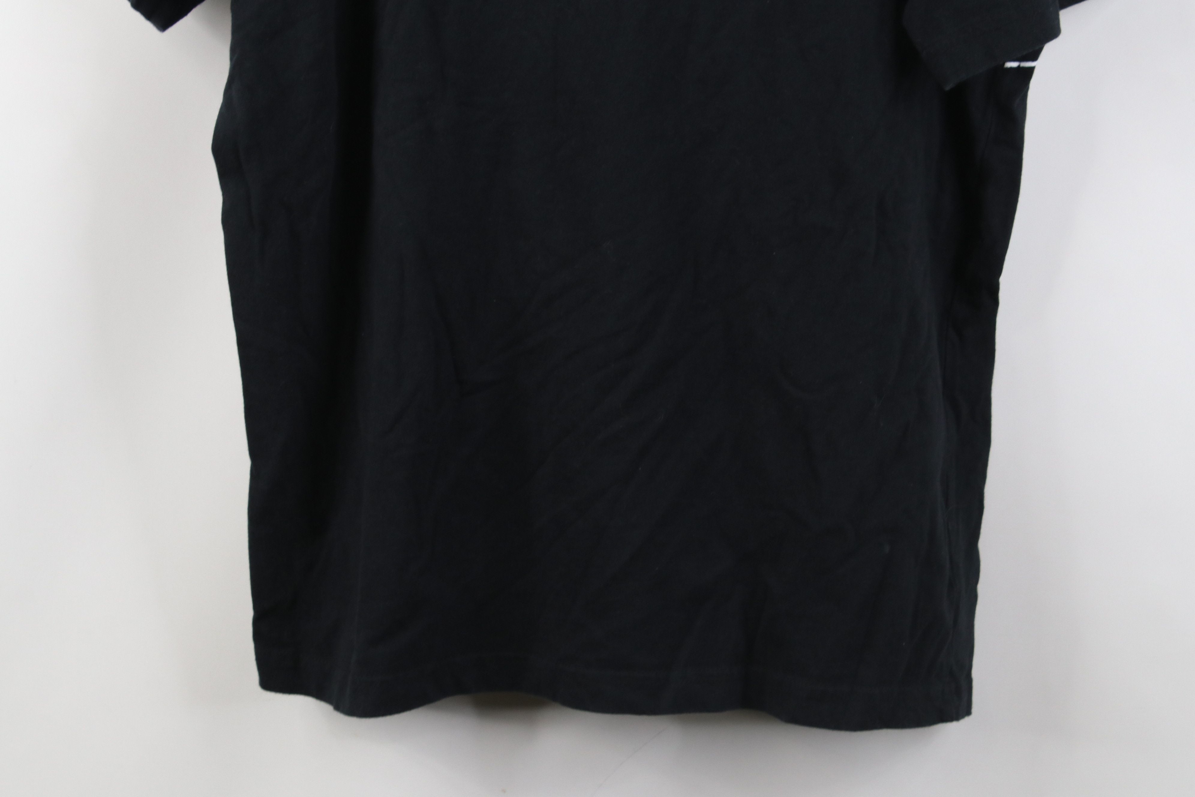 Vintage Vintage Y2K Trukfit Skateboarding Truk Ya Gurl T-Shirt Size US L / EU 52-54 / 3 - 16 Thumbnail