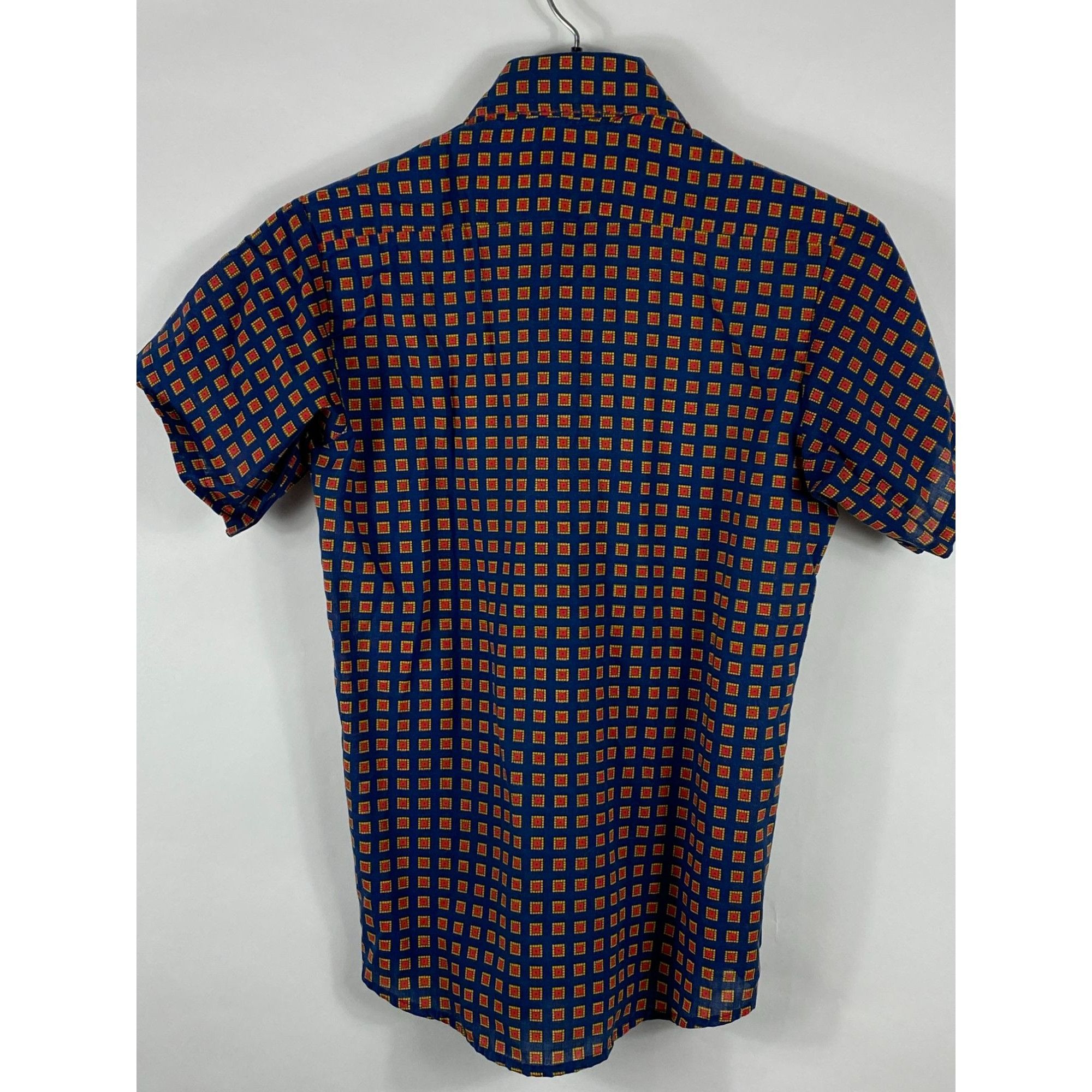 Other × Vintage VTG 70s Perma Pressed Square Patterned Button-Up S/S Pocket Size US S / EU 44-46 / 1 - 2 Thumbnail