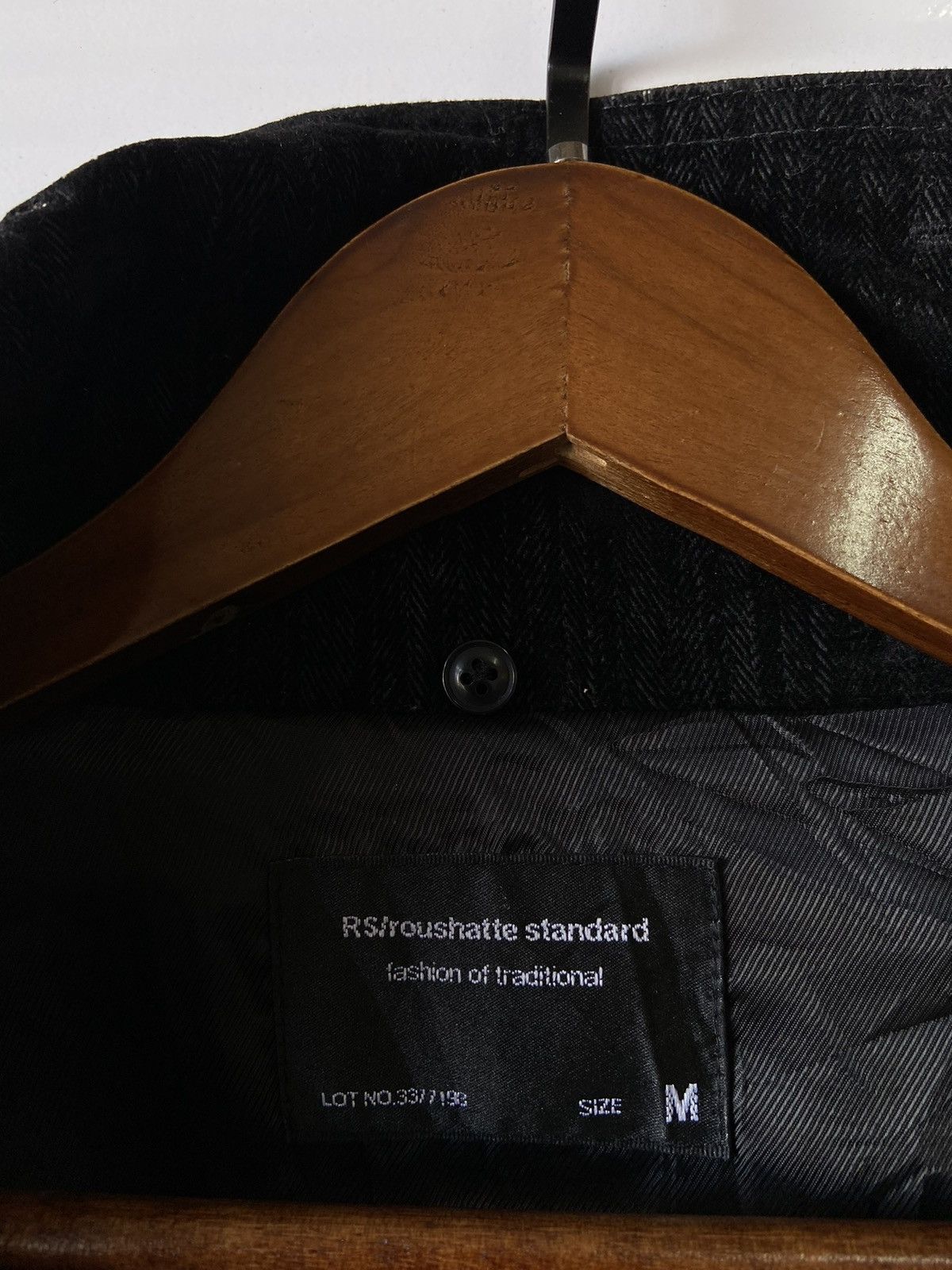 Japanese Brand Roushatte Standard Size US M / EU 48-50 / 2 - 6 Thumbnail