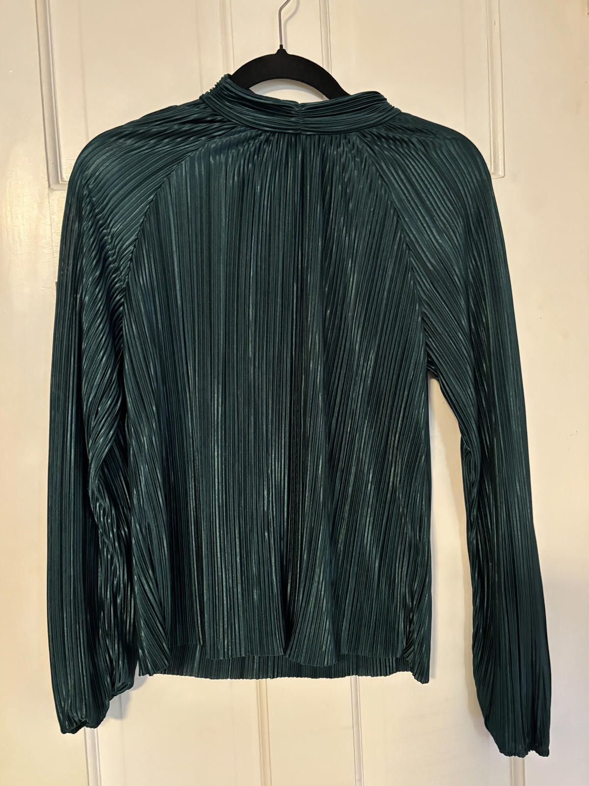 Jones New York JOIE Long Sleeve Pleated Blouse in Dark Green Size S / US 4 / IT 40 - 1 Thumbnail