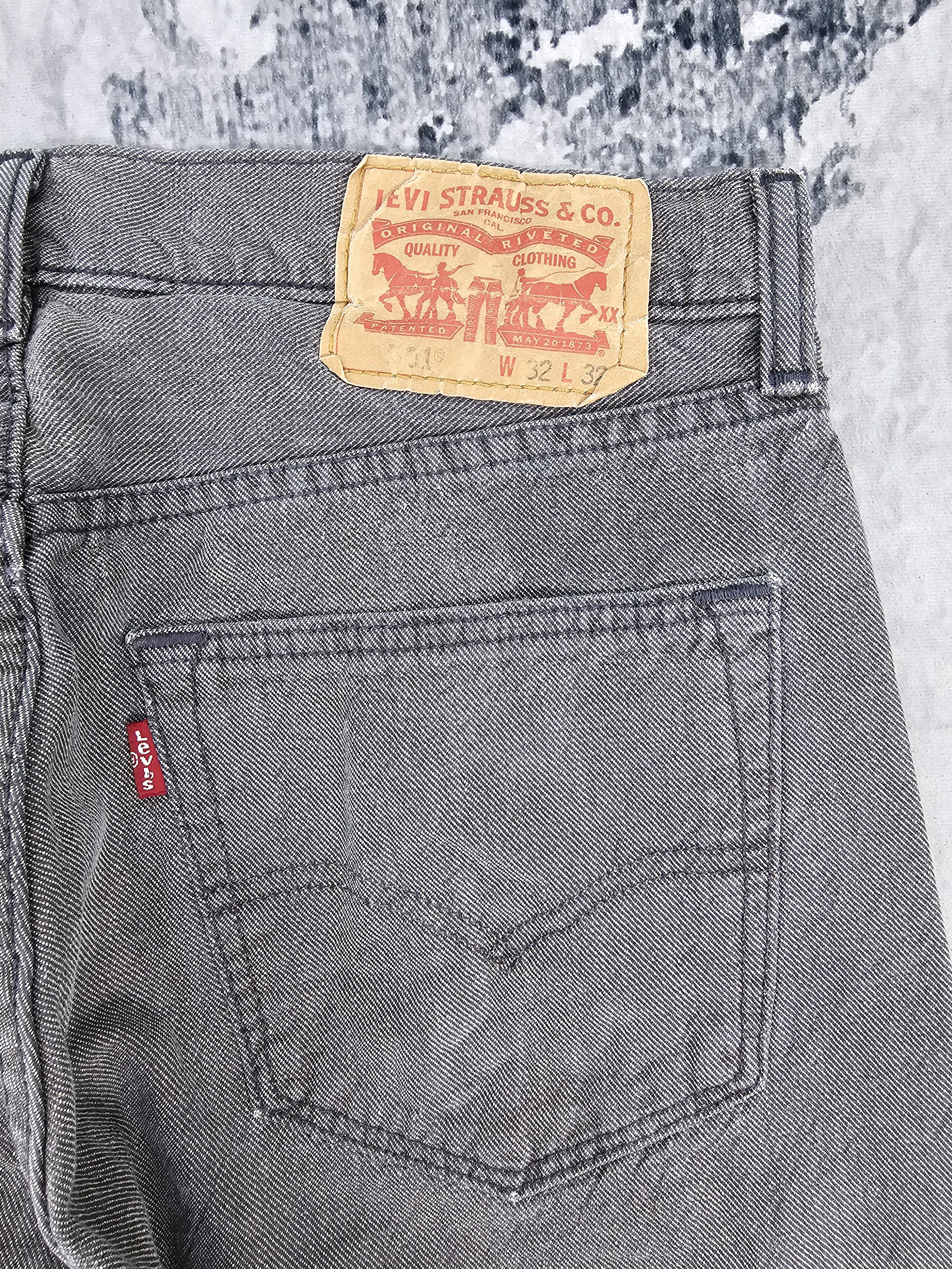 Levi's Vintage Clothing LEVIS 501 Sun Faded Ripped Gray Size 32X30 Jeans L0422 Size US 32 / EU 48 - 10 Thumbnail