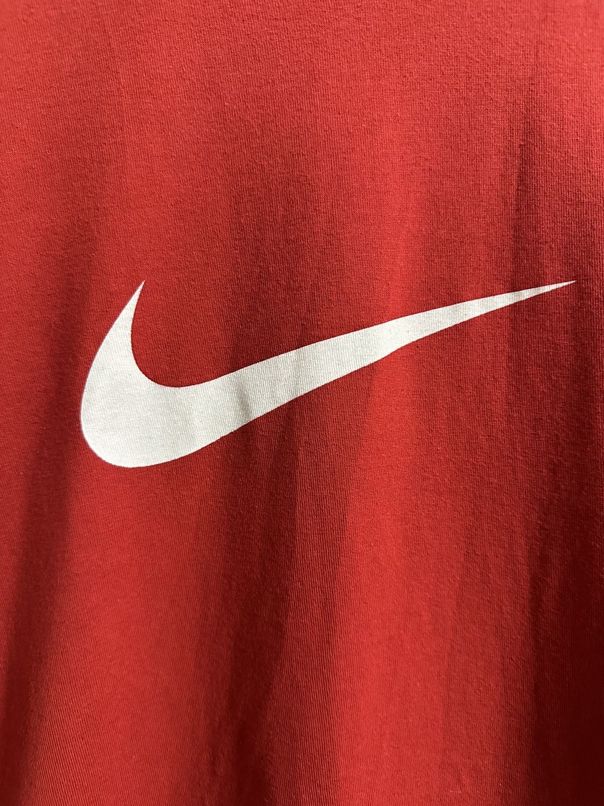 Nike Rare Vintage T-Shirt Nike Big Swoosh Centr Logo Drill Size US XL / EU 56 / 4 - 2 Thumbnail