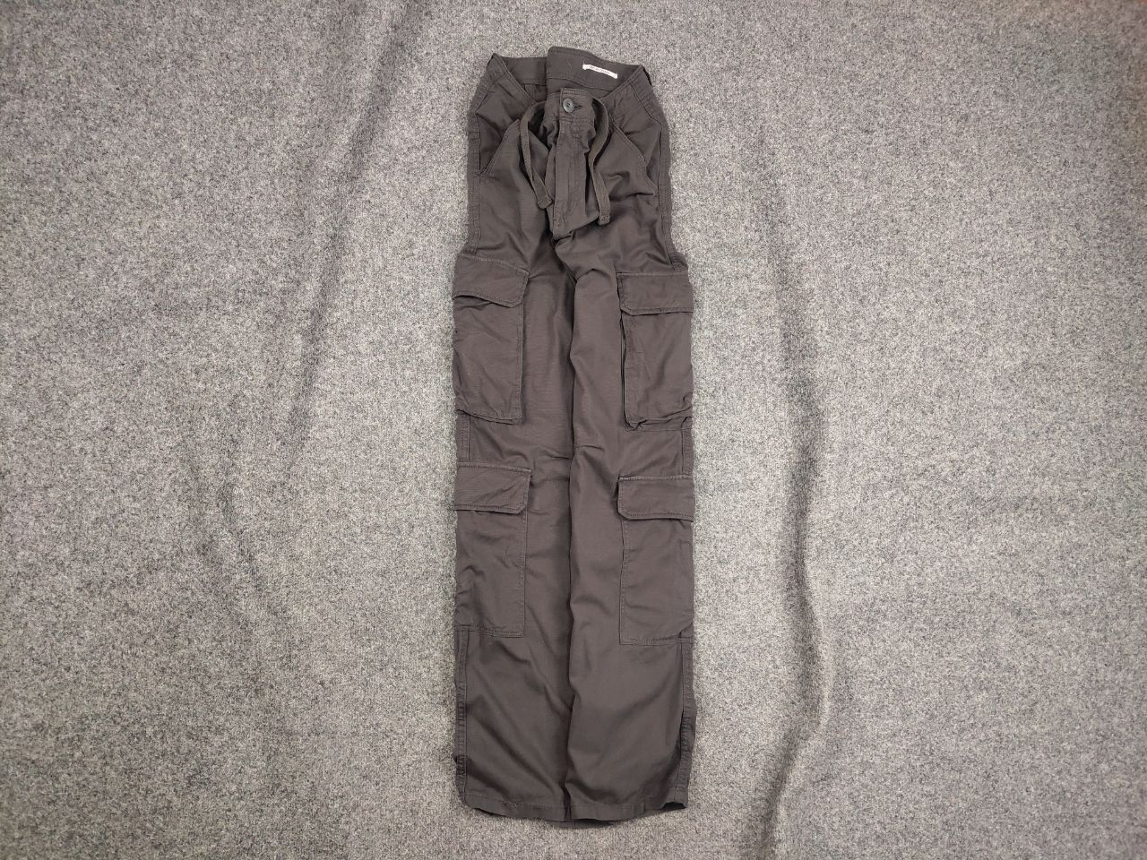 Japanese Brand Vintage Japan Style Y2K Straight Multicargo Gray Baggy Pants Size US 32 / EU 48 - 1 Thumbnail