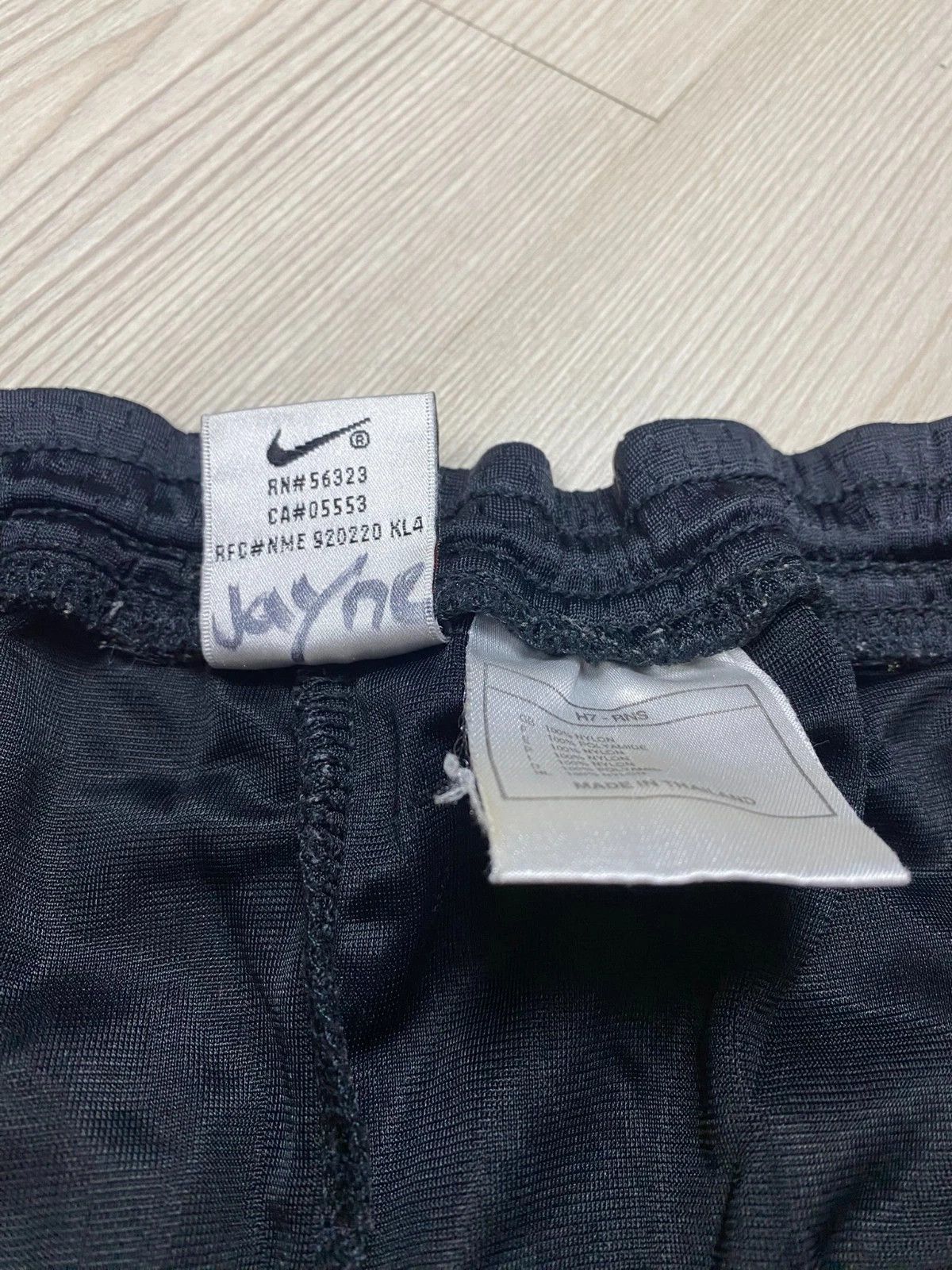 Nike Nike Black Mesh Athletic Vintage Basketball Shorts Swoosh Size US 34 / EU 50 - 5 Thumbnail