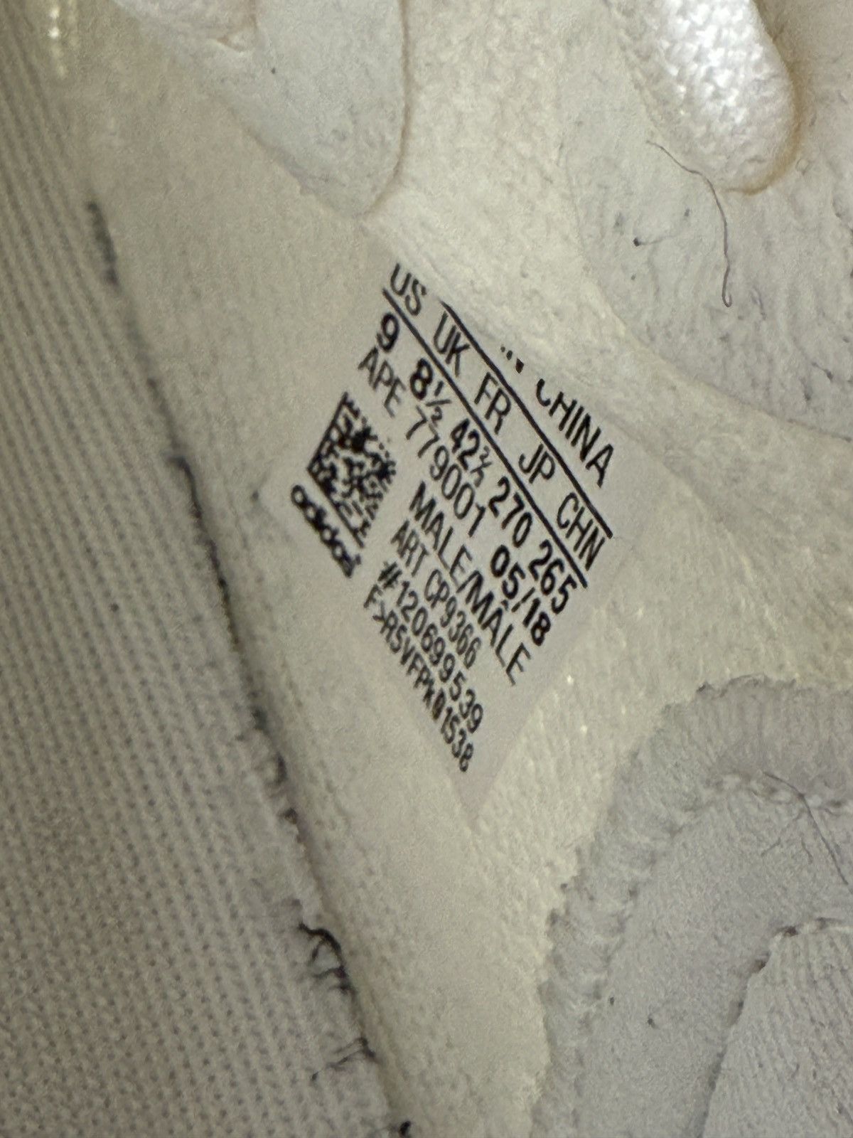 Adidas × Yeezy Adidas Yeezy v2 “Cream White” Size US 9 / EU 42 - 6 Thumbnail