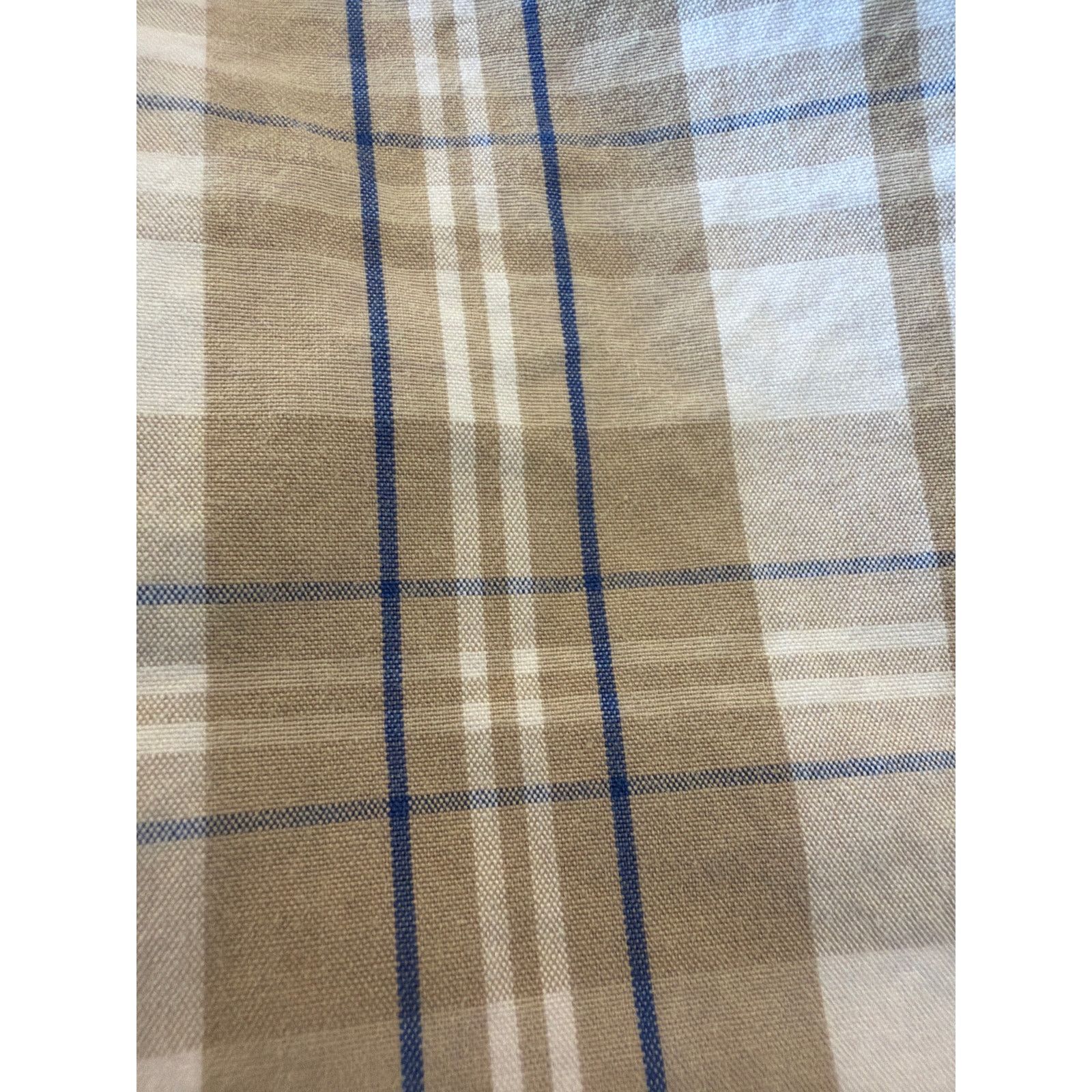 Croft & Barrow Croft & Barrow tan and navy plaid shorts 100% Cotton Sz 32. Size US 32 / EU 48 - 4 Thumbnail