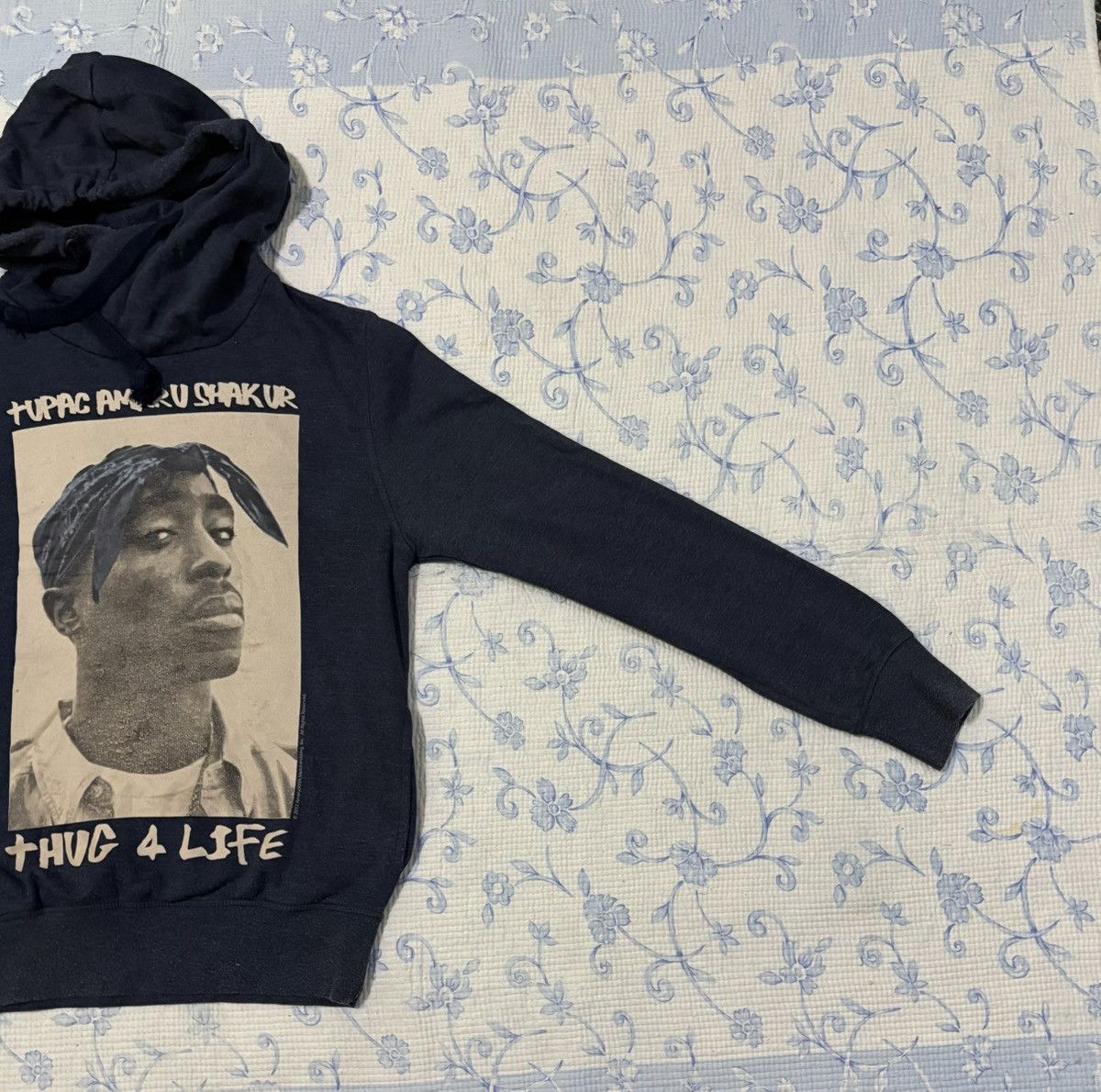 Band Tees Amaru Shakur Thug 4 Life Hip Hop Hoodies Size US S / EU 44-46 / 1 - 3 Thumbnail