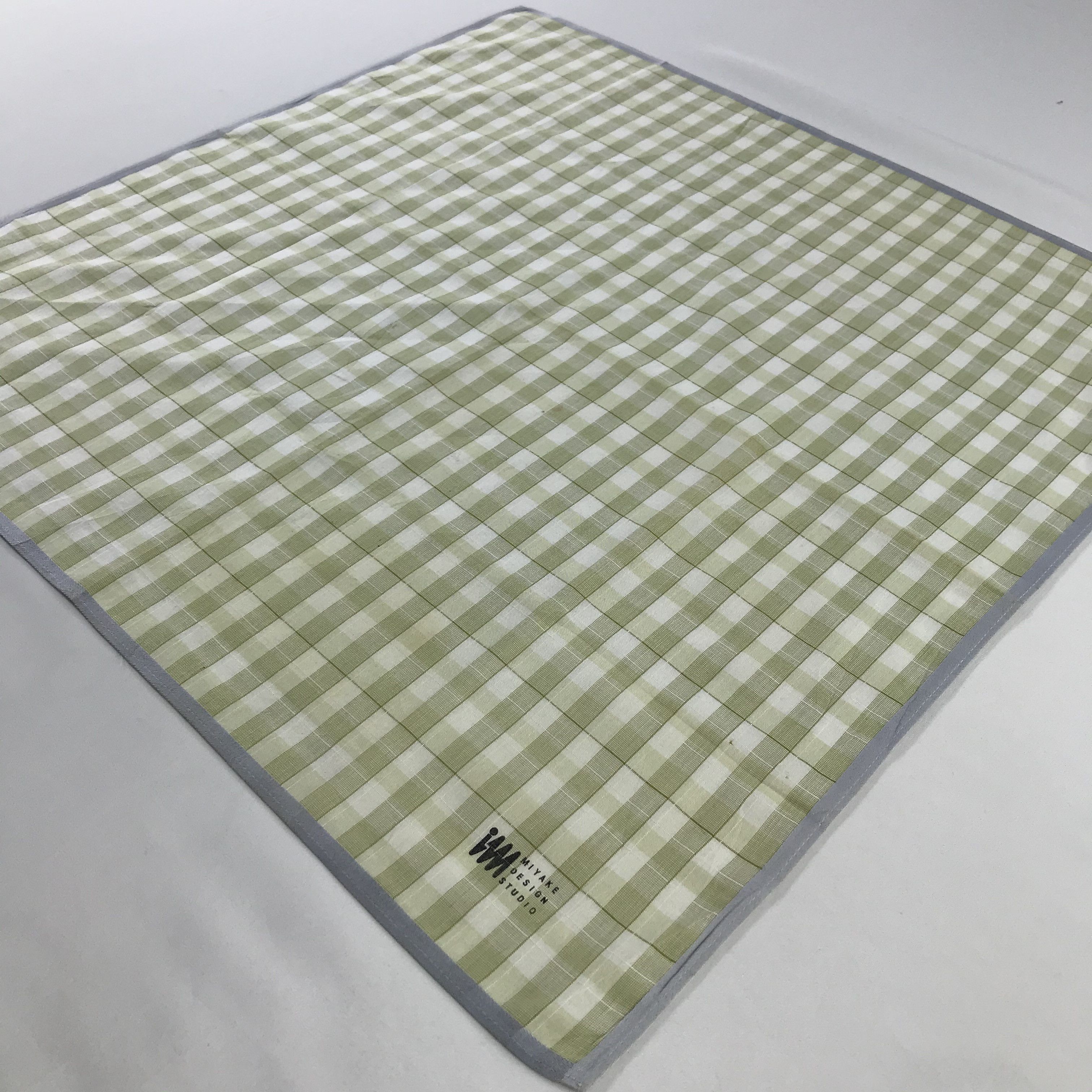 Issey Miyake × Vintage Issey Miyake Bandana / Handkerchief / Neckerchief - S709 Size ONE SIZE - 2 Thumbnail