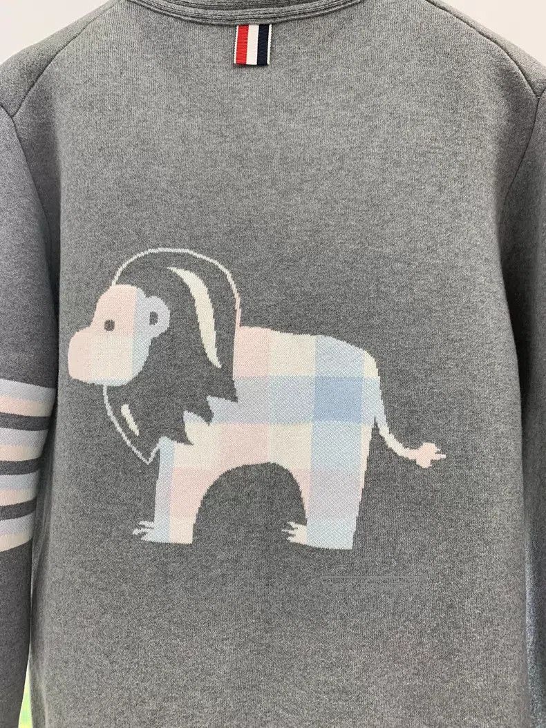 Thom Browne Thom Browne Grey Four-Stripe Lion Print Cardigan Size US M / EU 48-50 / 2 - 3 Thumbnail