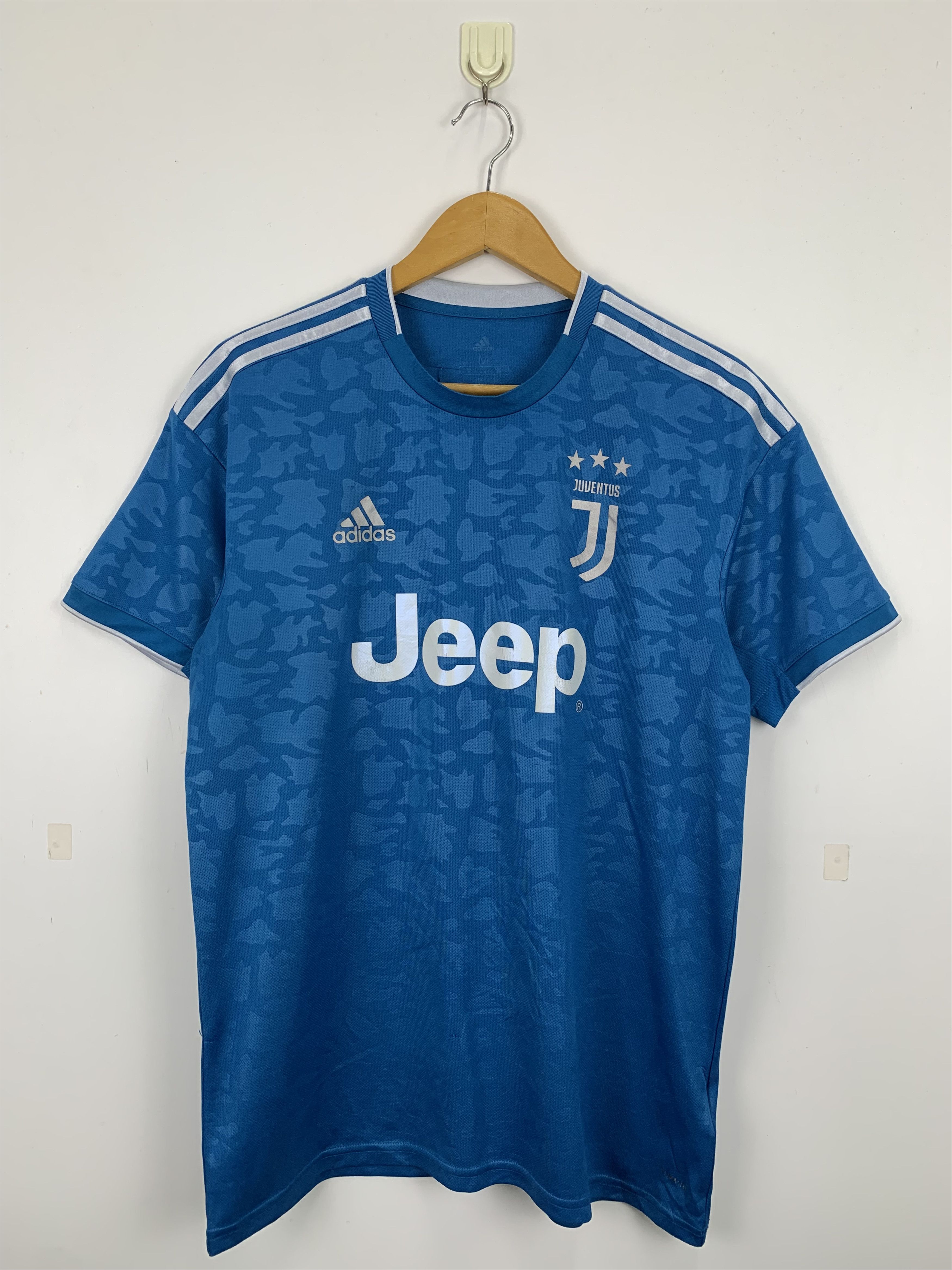 Other Adidas Juventus Soccer Jersey TA0225 Size US M / EU 48-50 / 2 - 1 Thumbnail