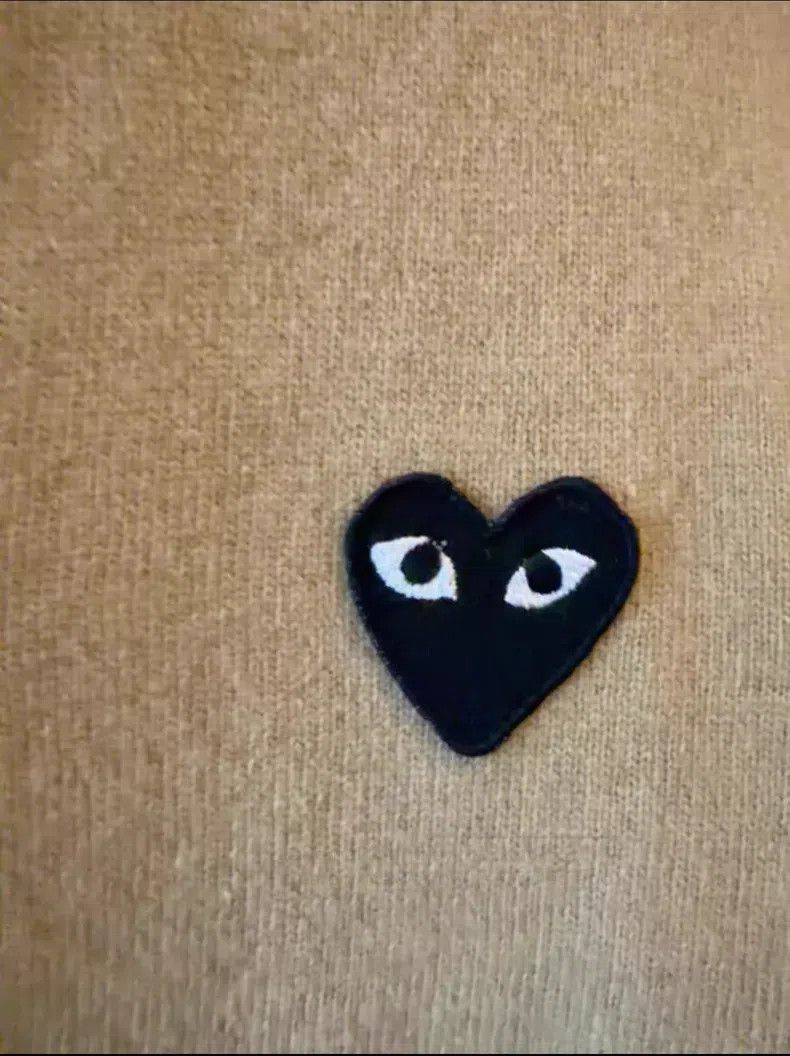 Comme des Garcons Comme Des Garcons Wool Cardigan, Camel and Black with Hear Size S / US 4 / IT 40 - 5 Thumbnail