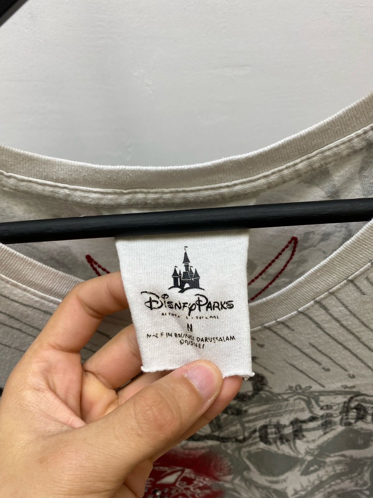 Disney × Vintage Pirates of the Caribbean t shirt Movie Disney Rare Vintage Size US M / EU 48-50 / 2 - 16 Thumbnail