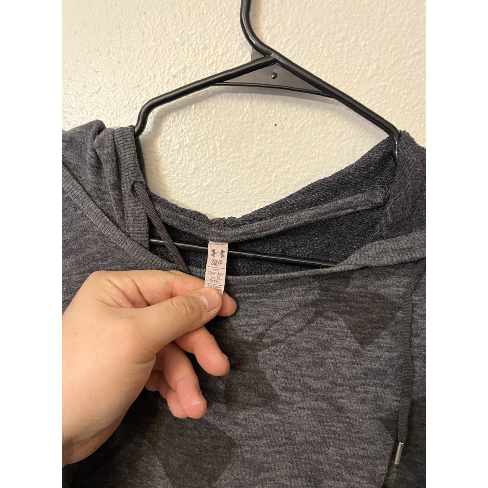 Under Armour Under Armour Hoodie Womens S Grey Pullover Hooded Sweatshirt Lightweight Casual Pullover Sweatshirt Pockets Logo Breathable Cotton Polyester Size S / US 4 / IT 40 - 3 Thumbnail