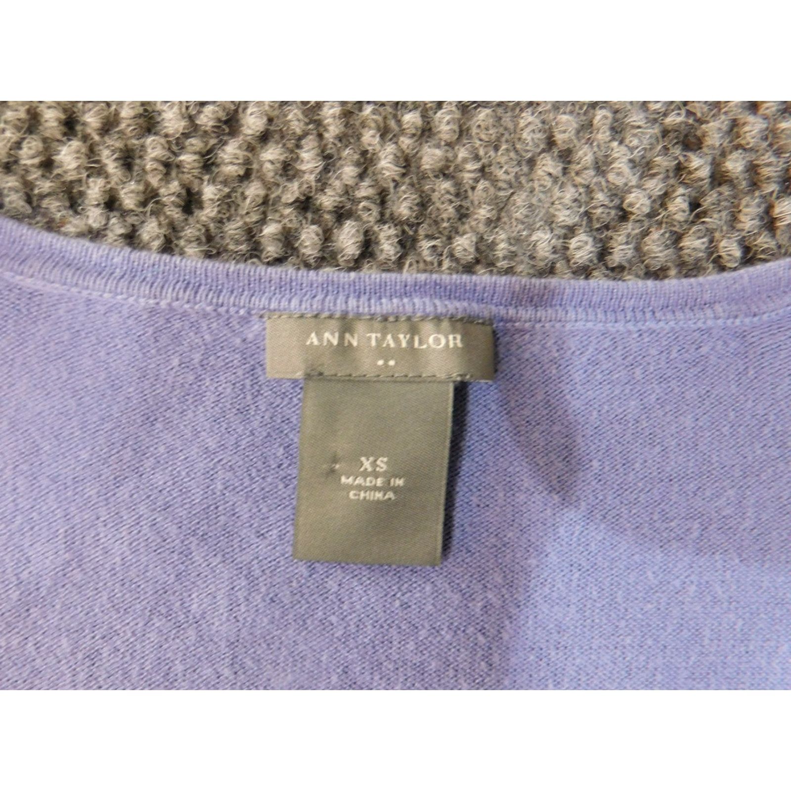 Ann Taylor Ann Taylor Sweater Cardigan XS Womens Purple Rib Knit Button Stretch Crew Neck Solid Knit Size XS / US 0-2 / IT 36-38 - 6 Thumbnail