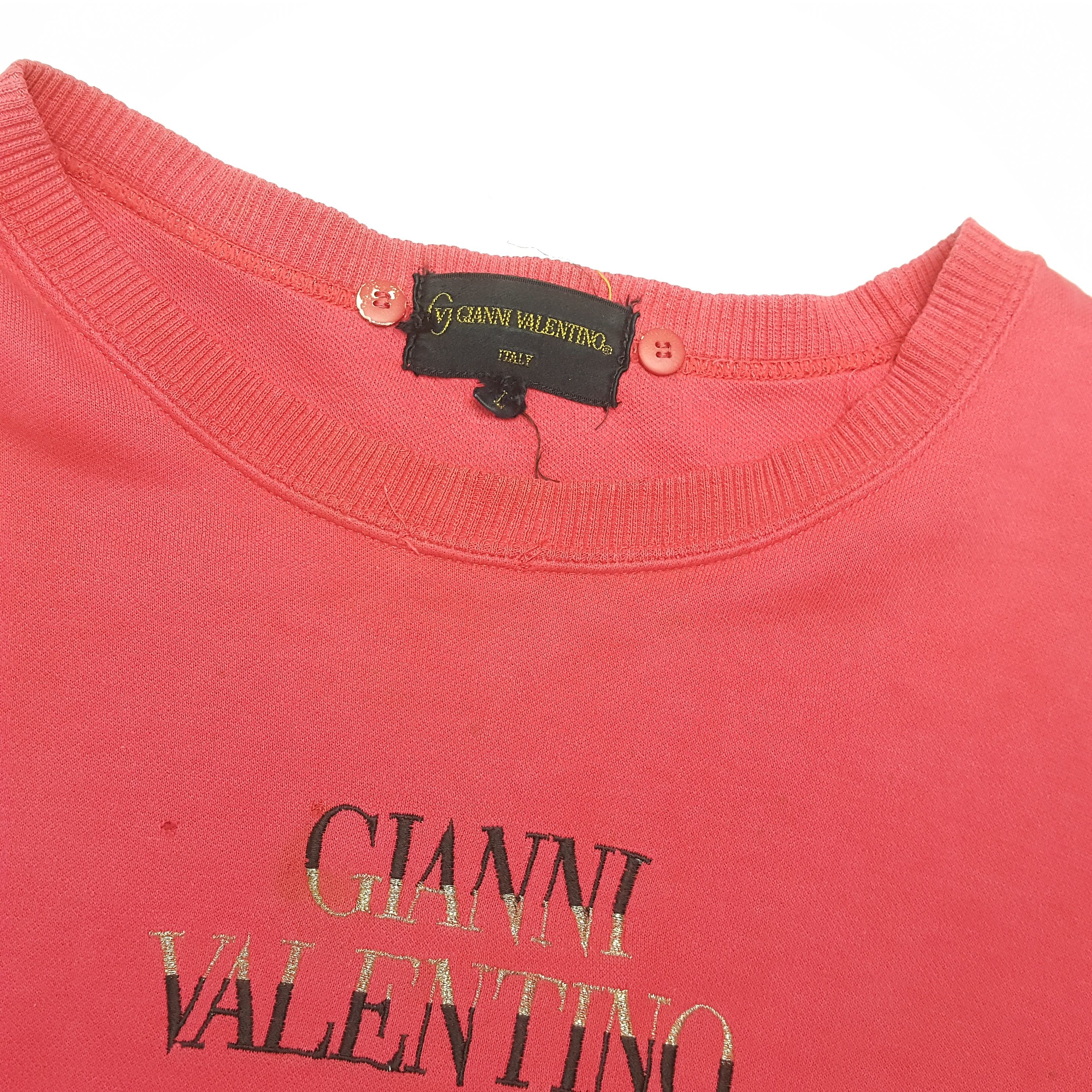 Japanese Brand × Valentino × Vintage Vintage GIANNI VALENTINO Italian Brand Distressed Sweathisrt Size US S / EU 44-46 / 1 - 10 Thumbnail