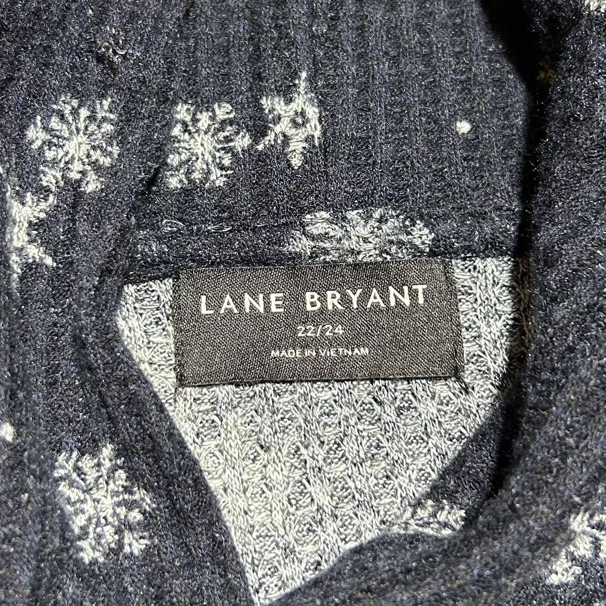 Other Lane Bryant Hoodie Tee Top Snowflake Navy Curved Hem 22/24 Size 4XL / US 24-26 - 2 Thumbnail
