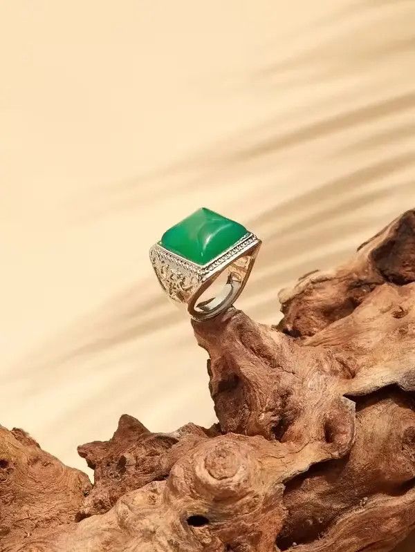Jewelry × Vintage Modern New Green Rhinestone Ring Size ONE SIZE - 3 Thumbnail