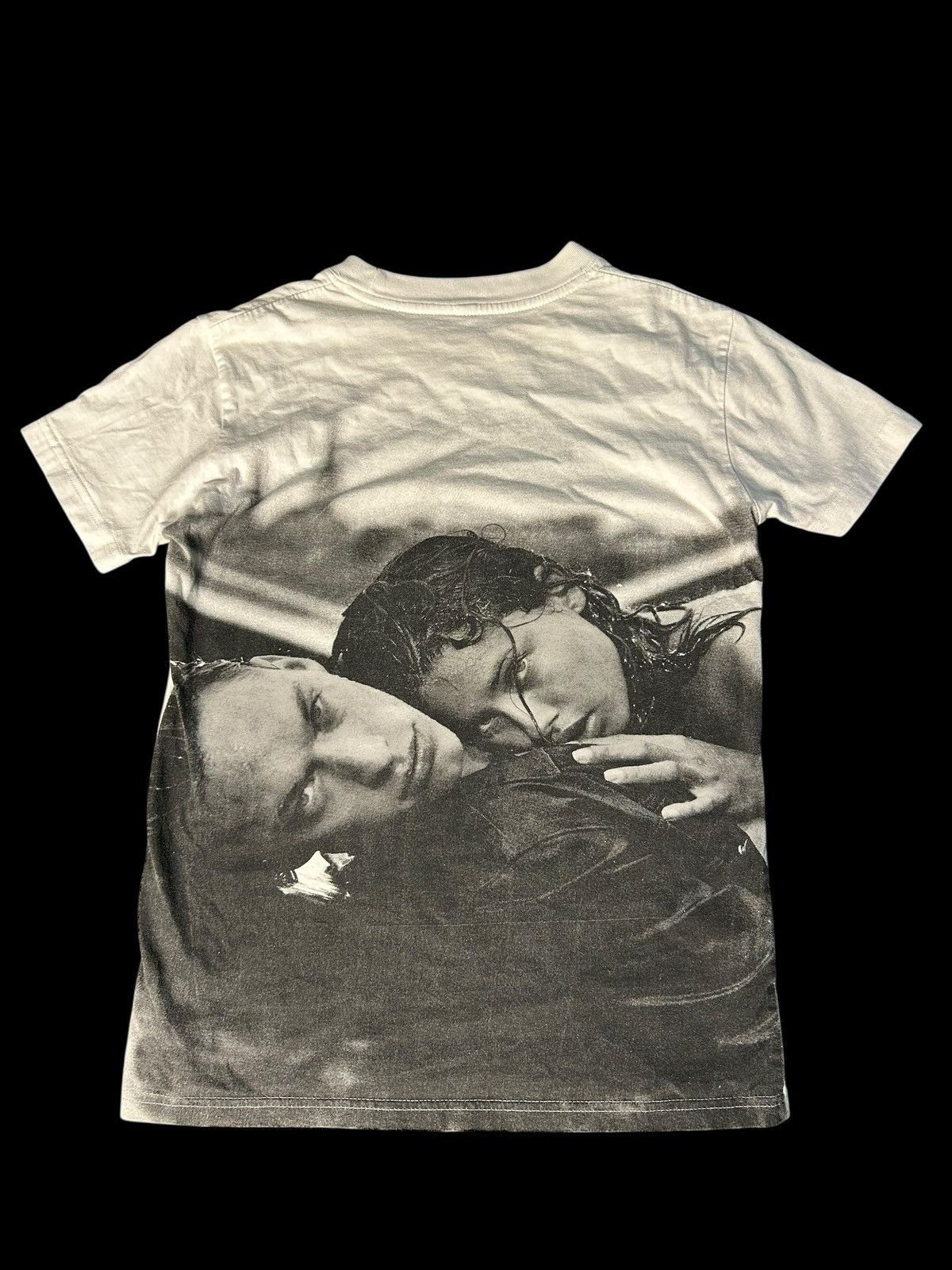 Armani Armani Tshirt SS2001 Size US S / EU 44-46 / 1 - 1 Thumbnail