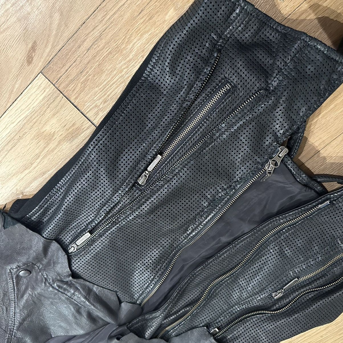 Yasuyuki Ishii Yasuyuki Ishii 1 of 1 Sample Leather Vest Size US M / EU 48-50 / 2 - 3 Thumbnail