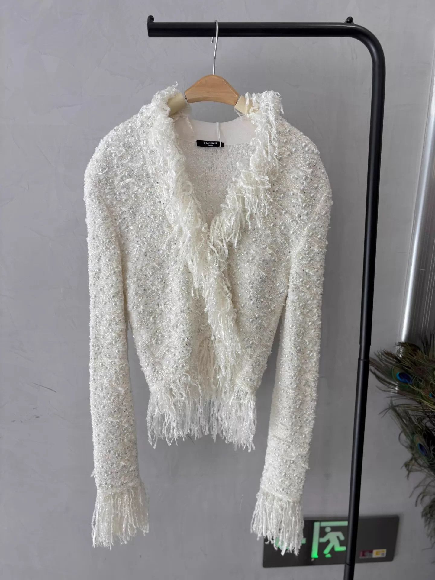 Balmain Balmain Heavy Tweed Pearl Tassel Jacket Size 34 Preserved Size XXS / US 00 / IT 34 - 1 Thumbnail