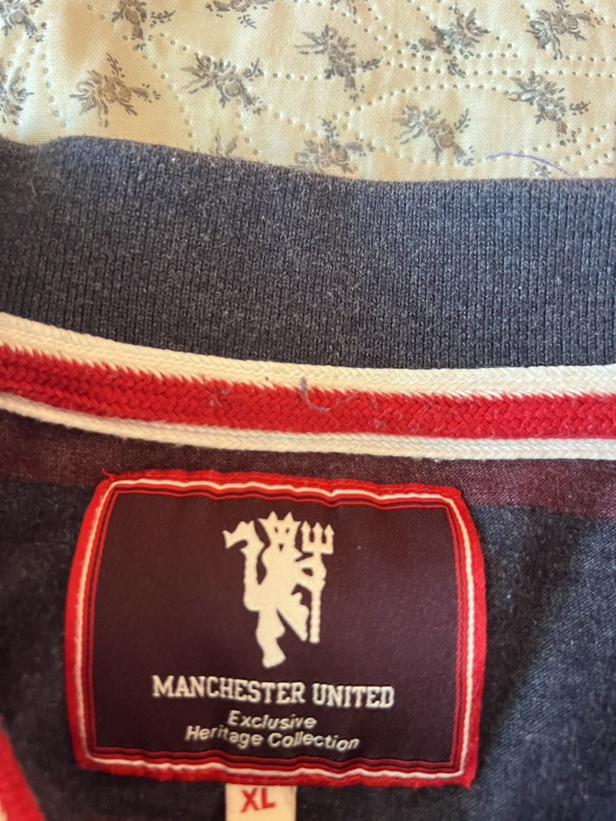 Other MANCHESTER UNITED original polo shirt XL size Size US XL / EU 56 / 4 - 4 Thumbnail