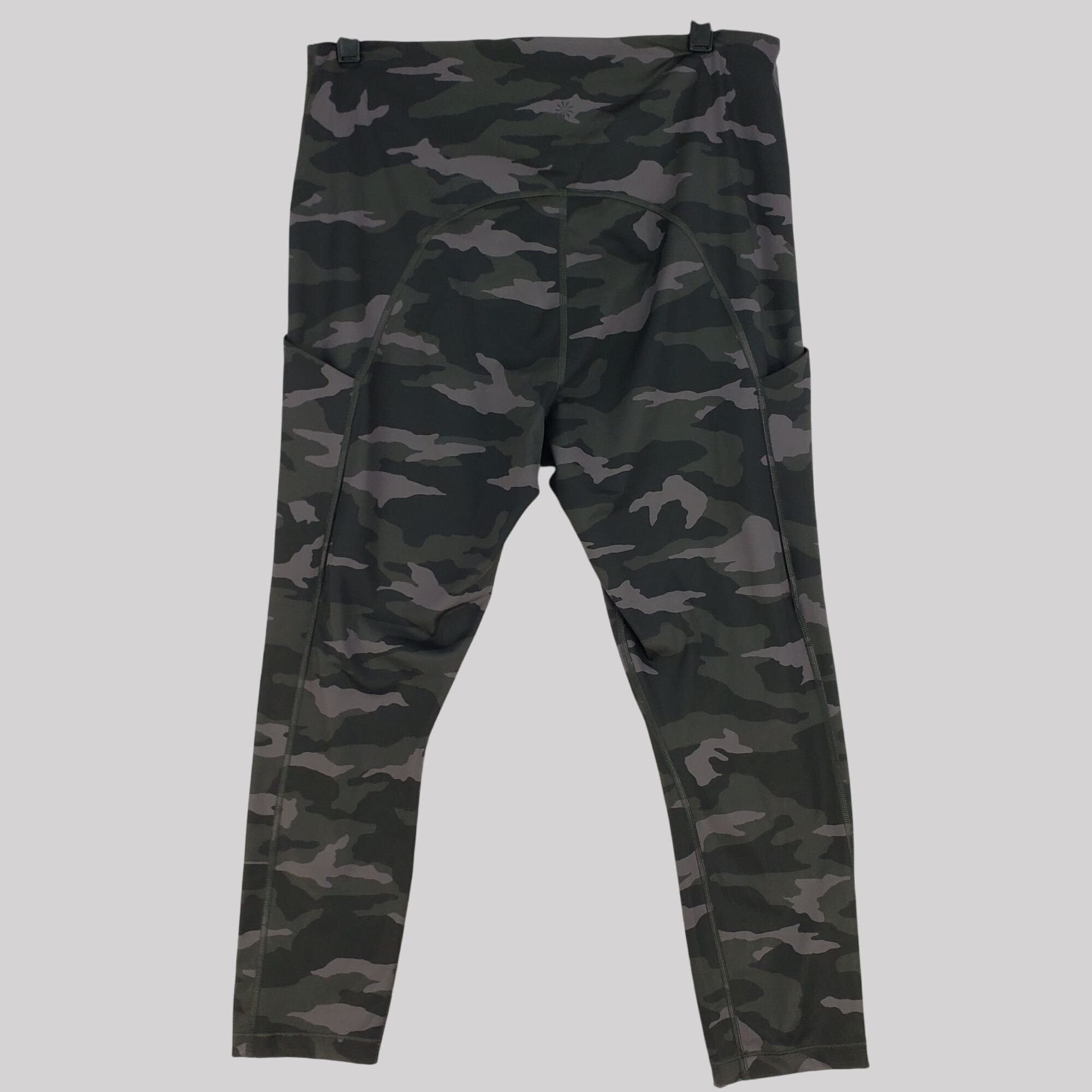 Athleta Athleta Ultimate Camo 7/8 Tights High-Waisted Stretch Size 38" / US 16 / IT 52 - 2 Thumbnail