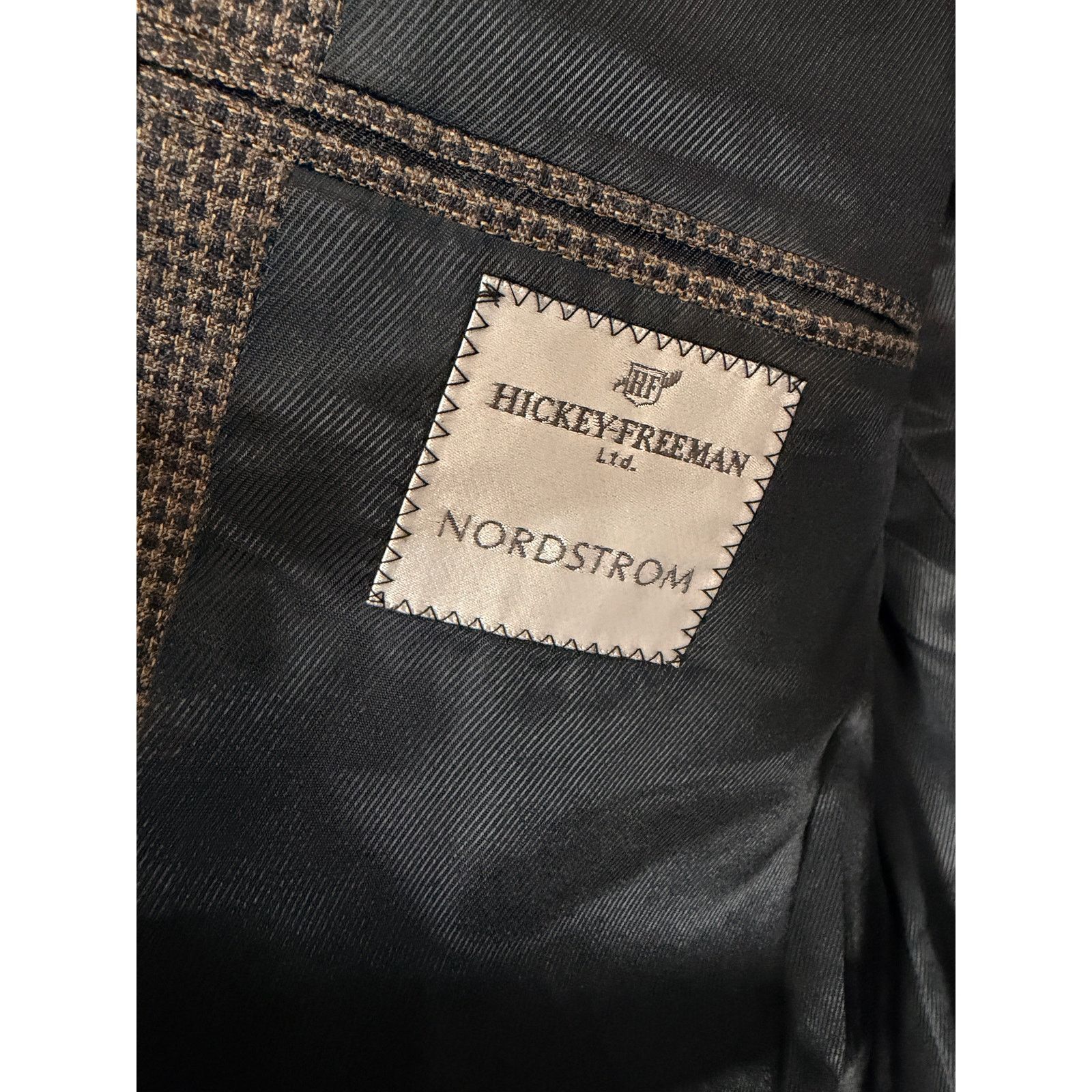 Hickey Freeman Hickey FreemanGray Silk & Wool Houndstooth Sport Coat 44R Size 44R - 6 Thumbnail