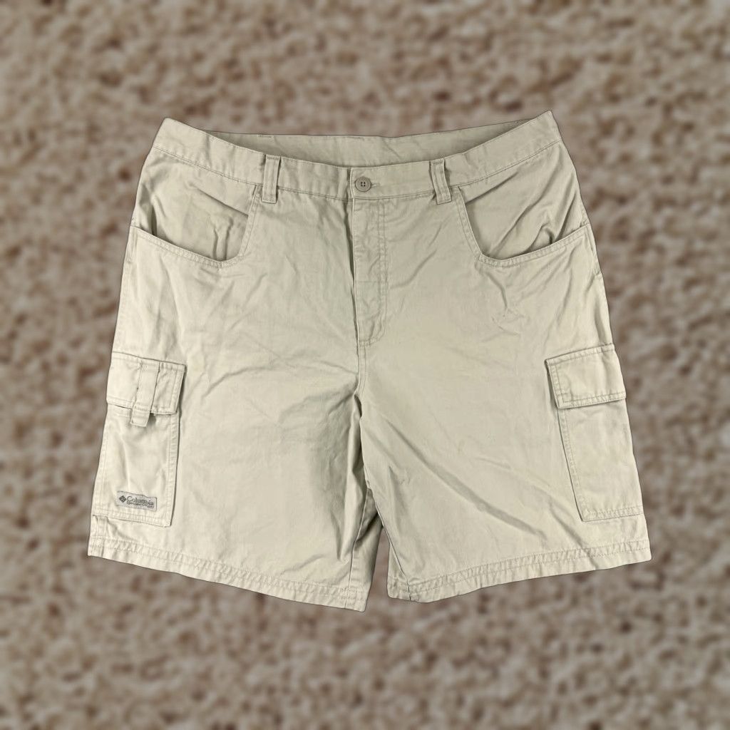 Vintage Columbia Cargo Shorts Men 40 Beige 100% Cotton Canvas Cargo Pocket Belted Zip Flat Front Regular Size US 40 / EU 56 - 1 Thumbnail