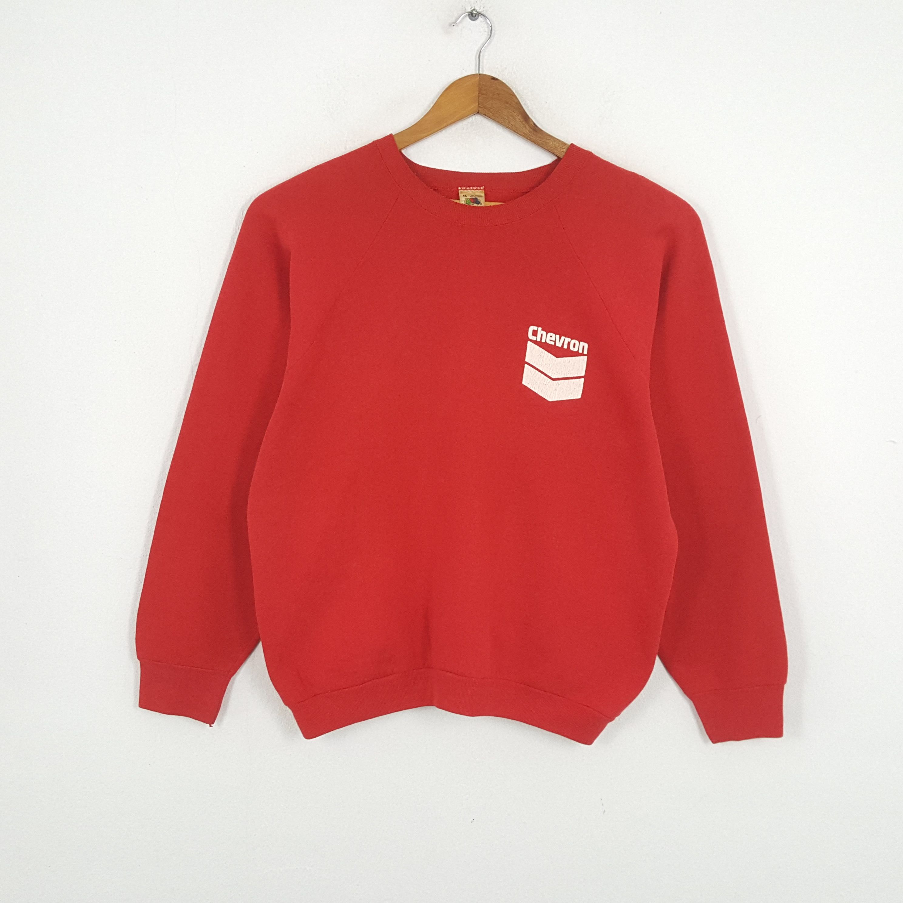 Petrol Industries × Vintage Vintage 90's CHEVRON American Petroleum Company Sweatshirts Size US XL / EU 56 / 4 - 1 Thumbnail