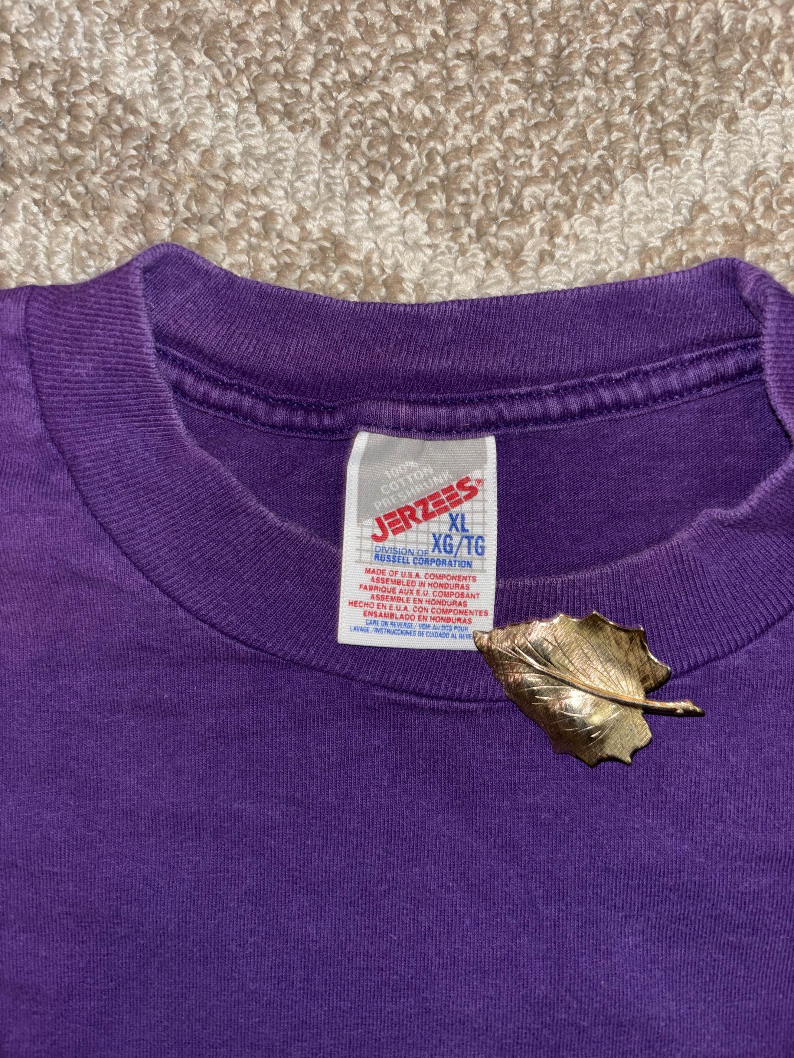 Vintage Vintage 90s Delta Sigma Pi Frat Shirt Size US XL / EU 56 / 4 - 4 Thumbnail