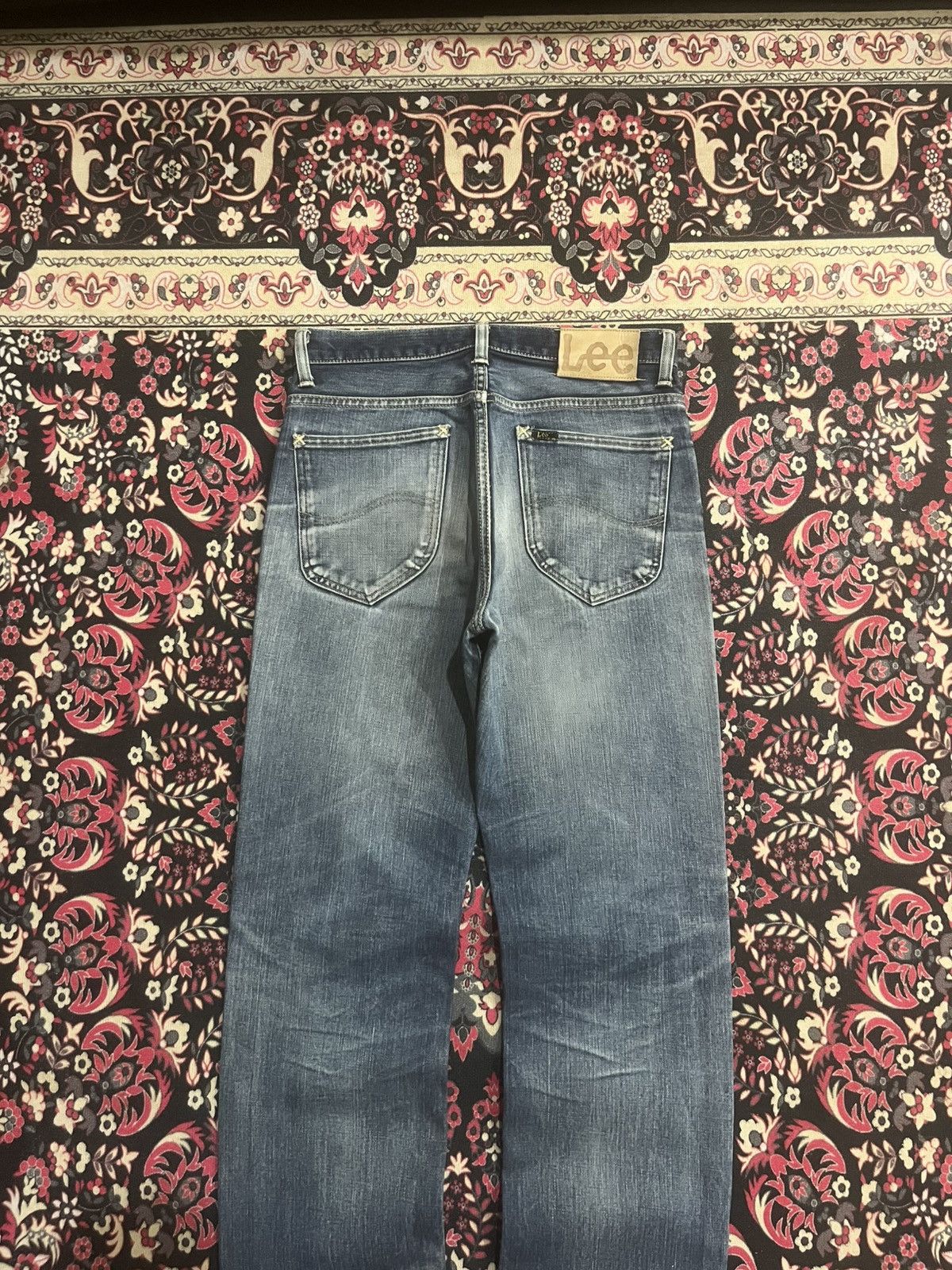 Vintage Vintage Lee Riders Blue Faded Distressed Straight Leg Jeans Size US 30 / EU 46 - 8 Thumbnail