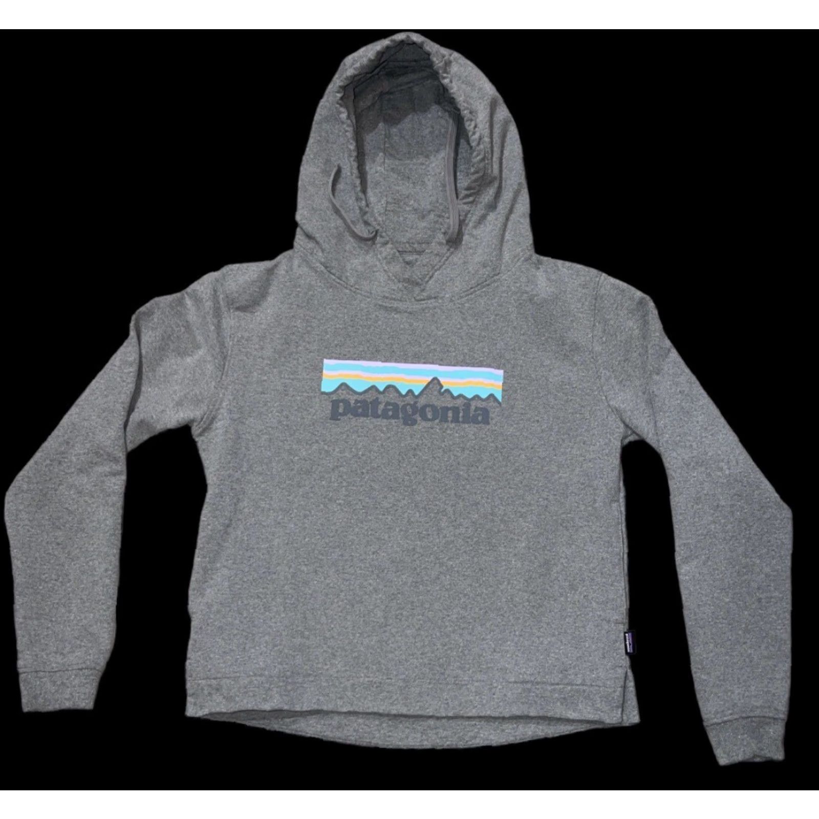 Patagonia Patagonia Uprisal Gray Hoodie Sweatshirt Women’s Size S Graphic Print Logo Fleece Hooded Pockets Pullover Activewear Size S / US 4 / IT 40 - 2 Thumbnail