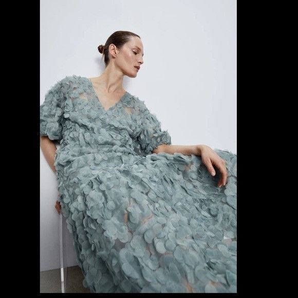 Zara Zara limited edition textured dress | Grailed