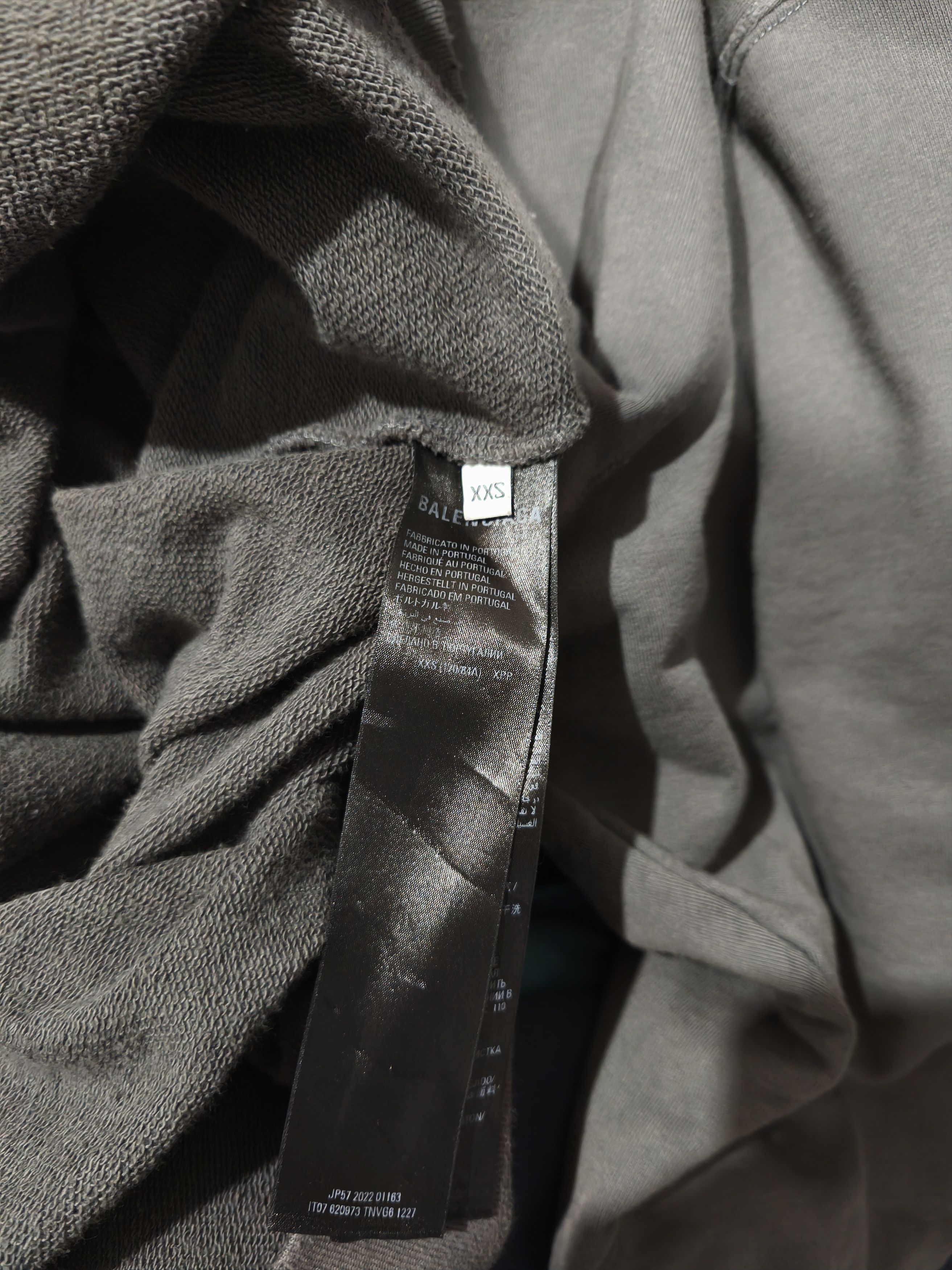 Balenciaga balenciaga distressed 2022 political hoodie oversized Size US XXS / EU 40 - 4 Thumbnail