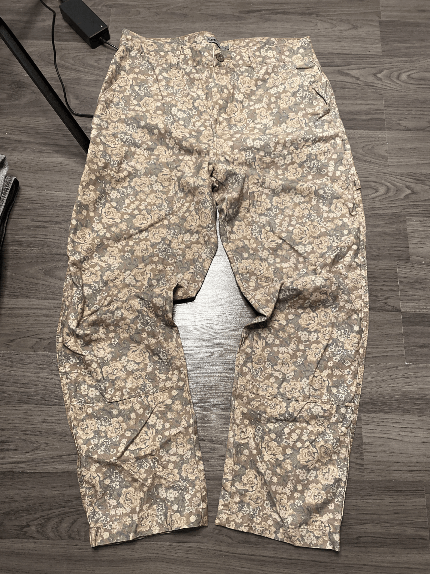 Simons Floral Camo Baggy Carpenter Pants Size US 32 / EU 48 - 1 Thumbnail