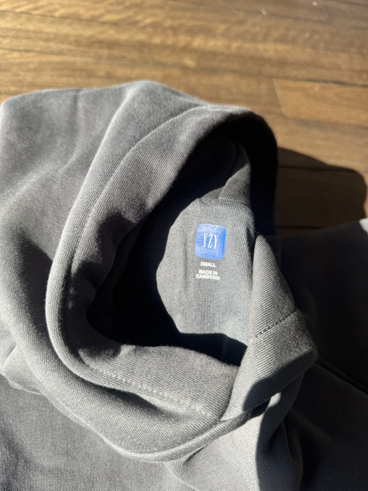 Yeezy Yeezy Gap Shrunken Hoodie size S Size US S / EU 44-46 / 1 - 2 Thumbnail