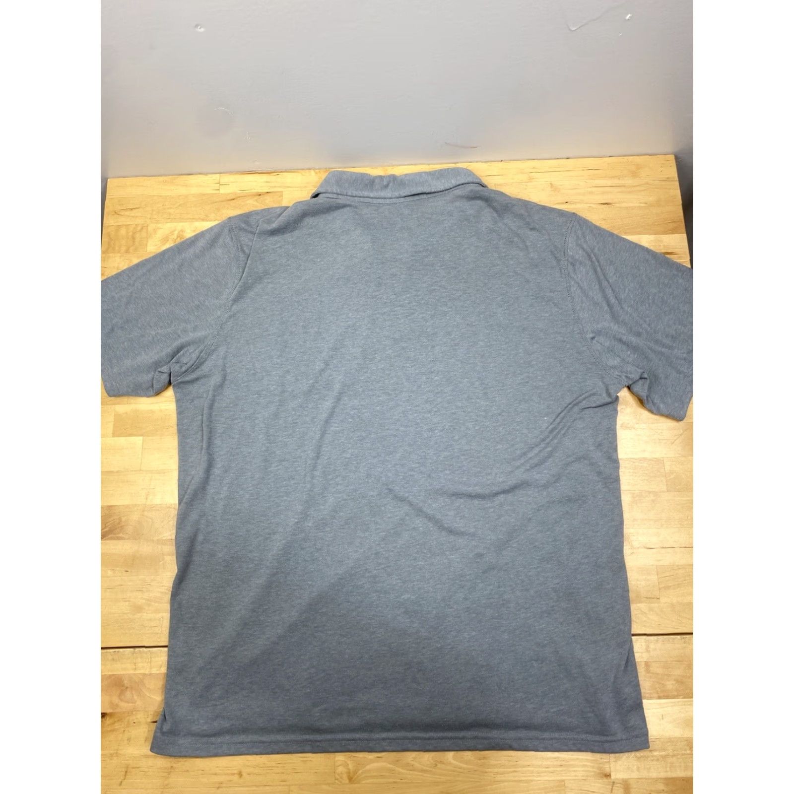 Vintage Columbia Polo Shirt XL Gray Outdoor Casual Short Sleeve Men Regular Size XL Polo Columbia shirt Size US XL / EU 56 / 4 - 2 Thumbnail