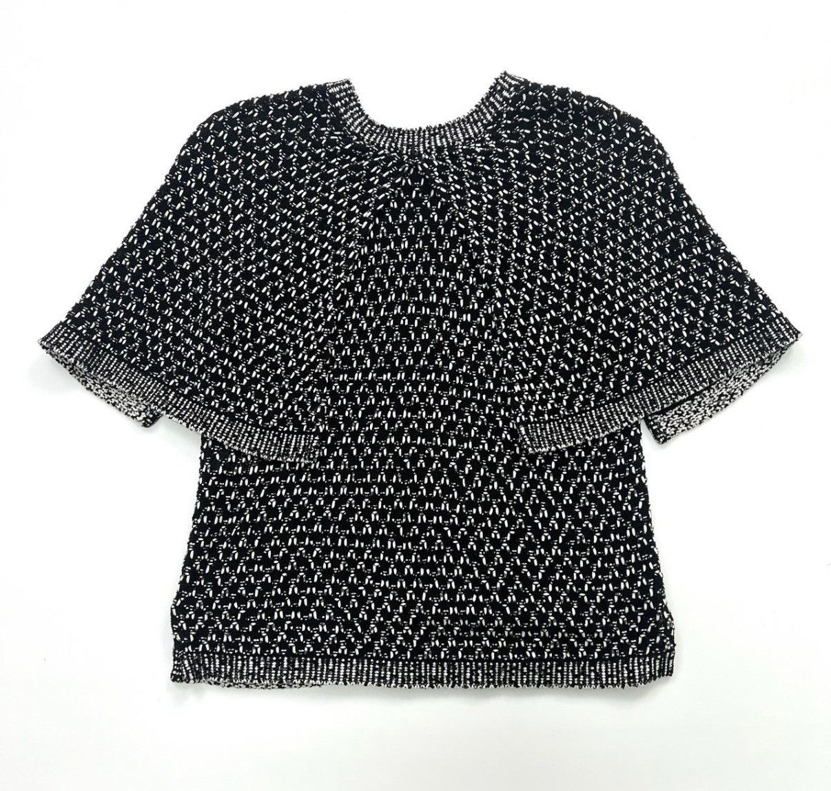 Chanel Chanel/Batwing Sleeve Double C Woven Short Sleeve K12 Size XS / US 0-2 / IT 36-38 - 2 Thumbnail