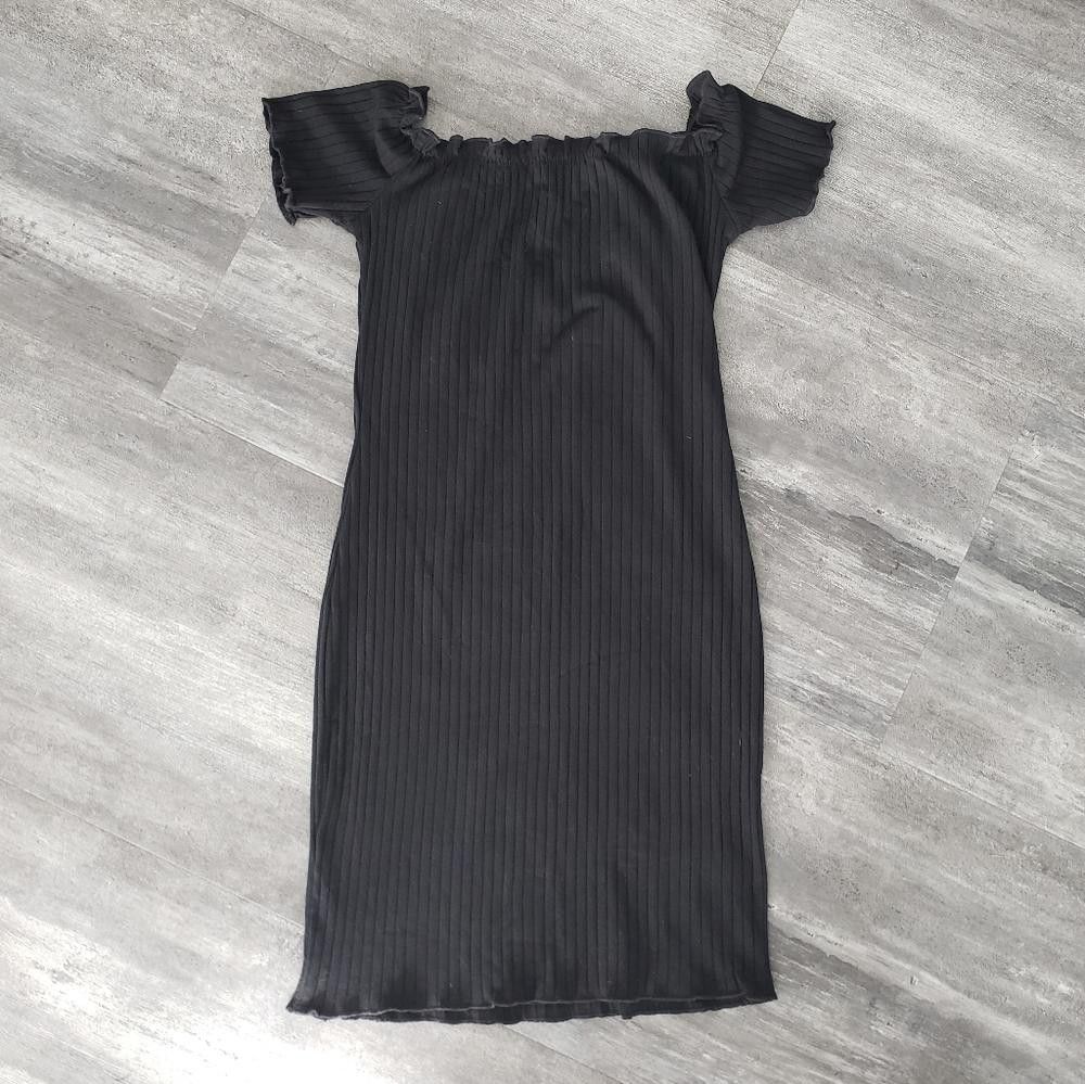 Designer Black Ribbed & Ruffled Short Sleeve Mini Size M / US 6-8 / IT 42-44 - 2 Thumbnail