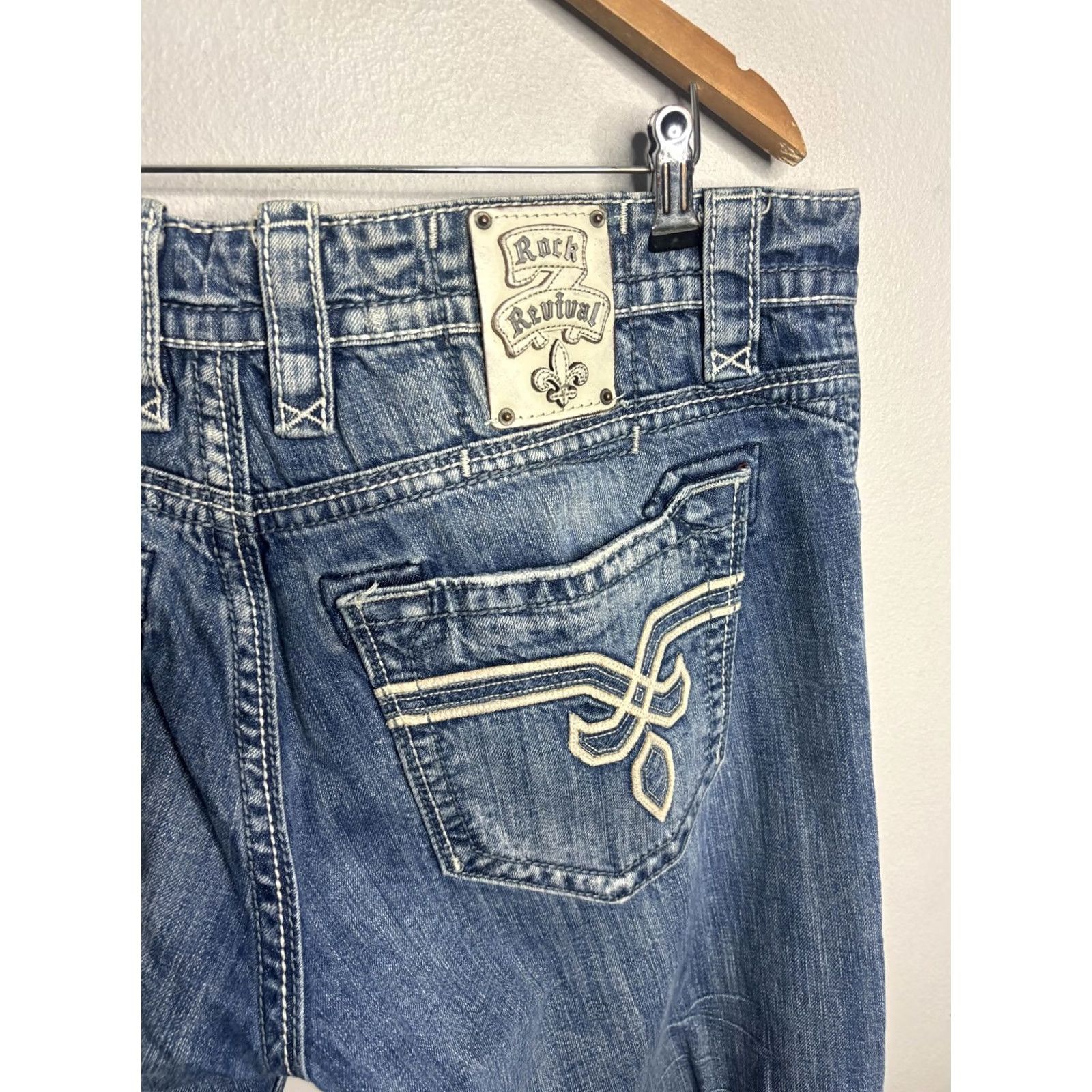 Vintage VINTAGE Rock Revival Barnet Straight Jeans Mens 38 Blue Distressed Pockets Fluer-de-lis Embroidered Back Size US 38 / EU 54 - 2 Thumbnail