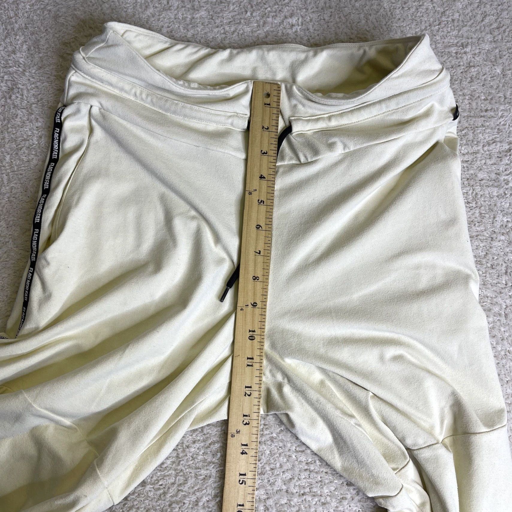 Vintage VINTAGE FLAG NOR FAIL Joggers Sweatpants Mens S Cream Tapered Stretch Gym Nylon Size US 29 - 5 Thumbnail