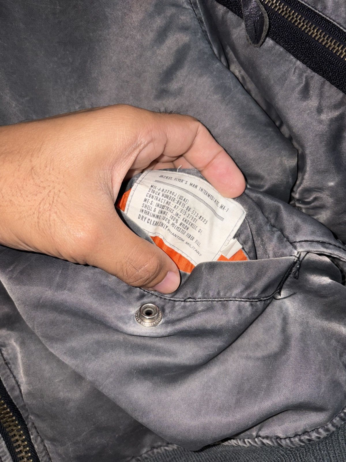 Alpha Industries VINTAGE Alpha Military Flyer Phantom 1991 Bomber Jacket 🔥 Size US L / EU 52-54 / 3 - 6 Thumbnail