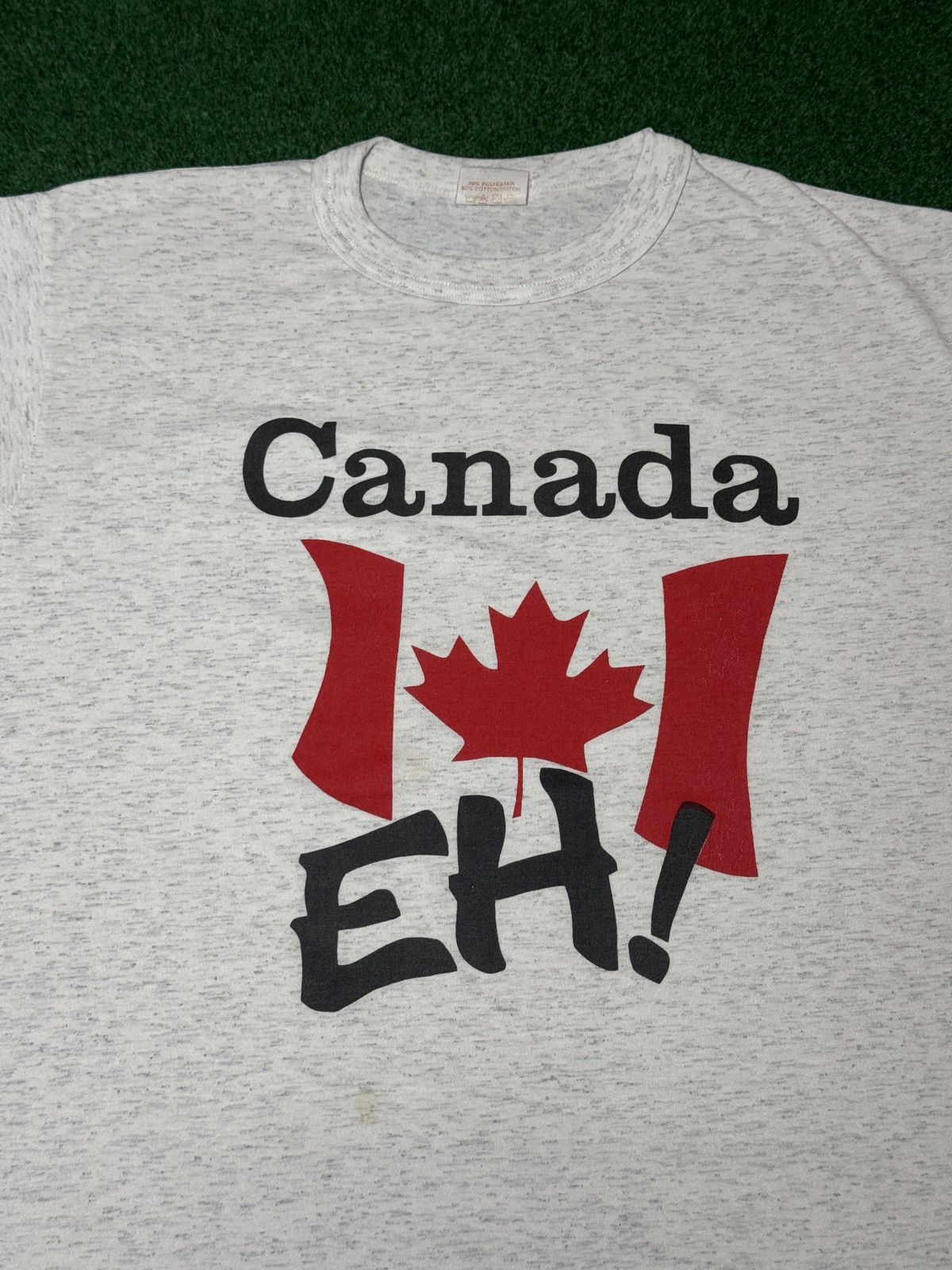 Vintage Vintage 90s Canada Eh Canadian Flag Funny Tourist T Shirt Size US L / EU 52-54 / 3 - 2 Thumbnail
