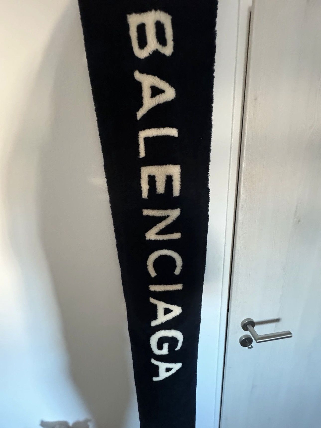 Balenciaga Balenciaga lambskin/leather shawl, like new Size ONE SIZE - 1 Thumbnail