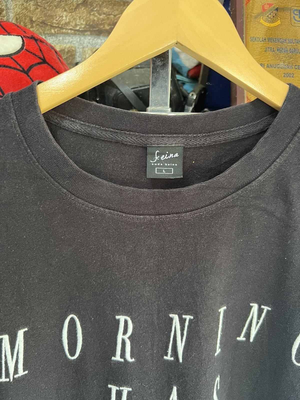 GU 🔥Rare Gu x Suda Keina Morning Has Broken Tee Size US XL / EU 56 / 4 - 7 Thumbnail