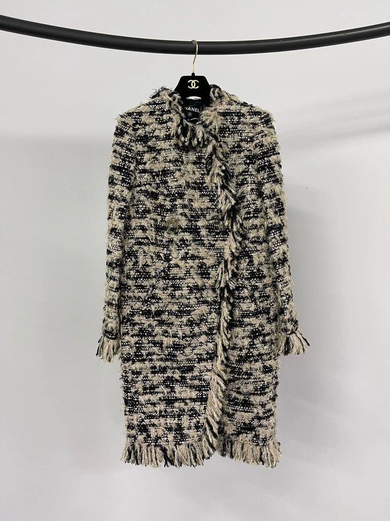 Chanel Chanel Metropolitan series tweed tassel long coat Size XS / US 0-2 / IT 36-38 - 1 Thumbnail