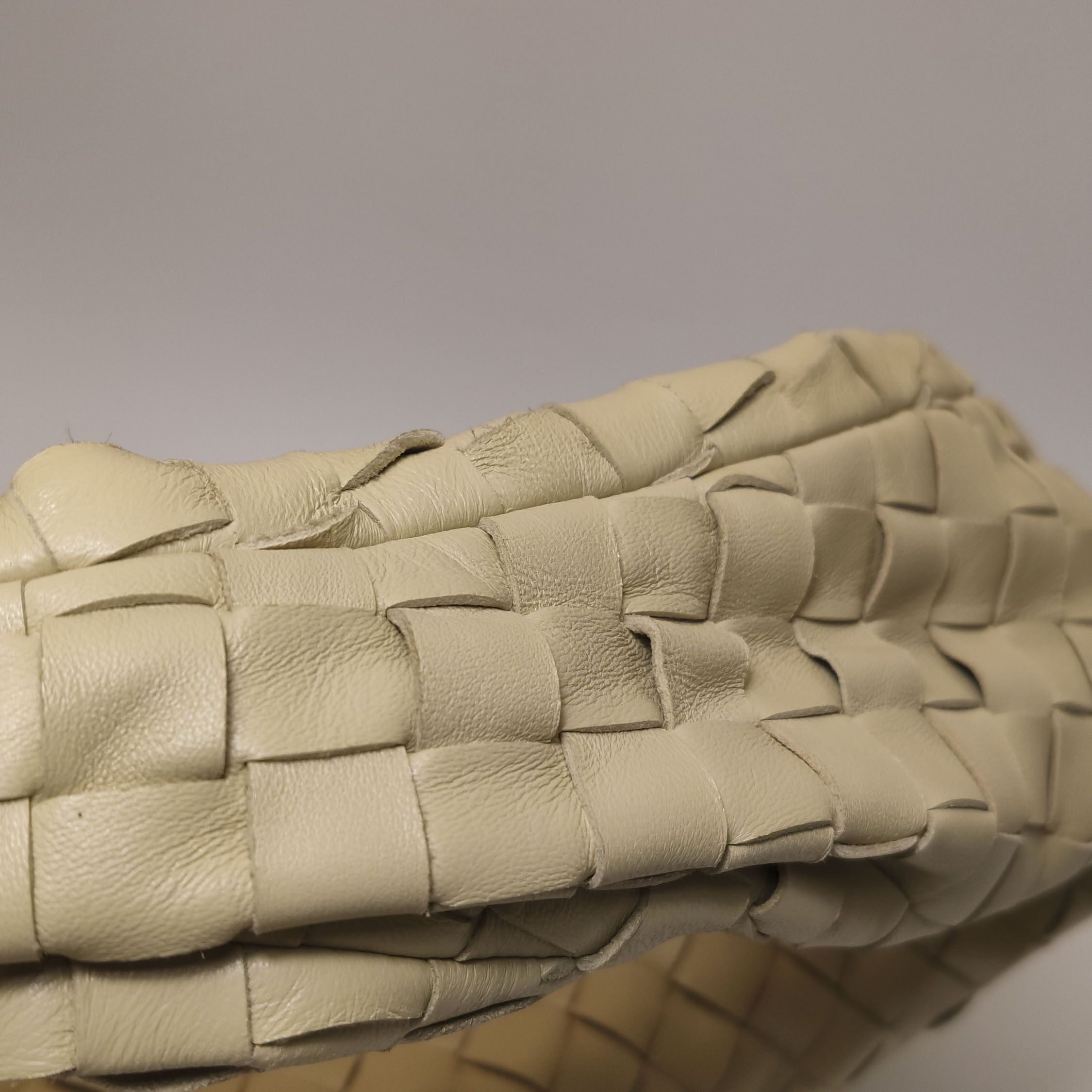 Bottega Veneta Bottega Veneta Intrecciato Jodie Shoulder Bag. Size ONE SIZE - 3 Thumbnail