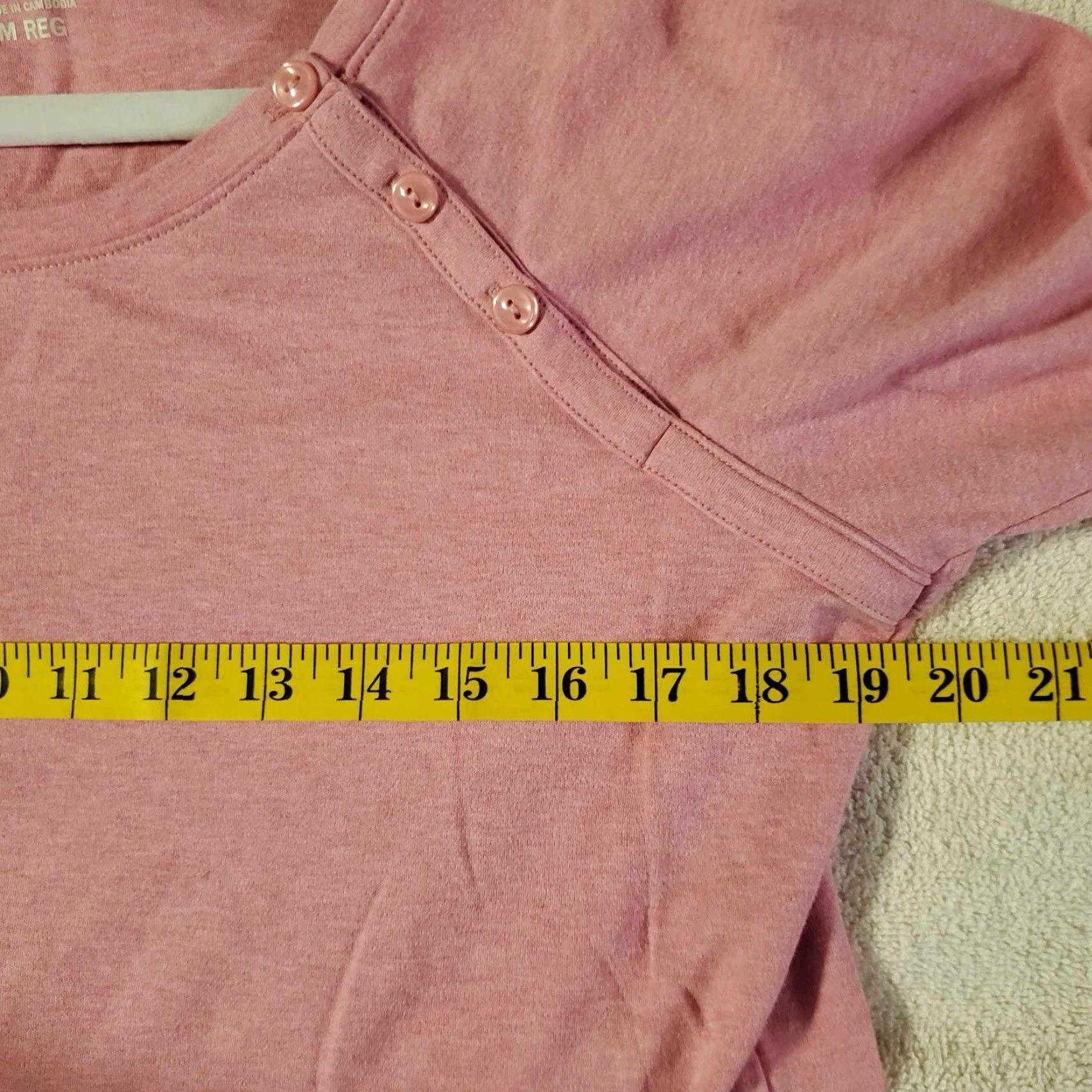 Vintage L.L. Bean Womens Shirt Medium Reg Pink Button Shoulder Long Sleeve Round Neck M Vintage No Size S / US 4 / IT 40 - 5 Thumbnail
